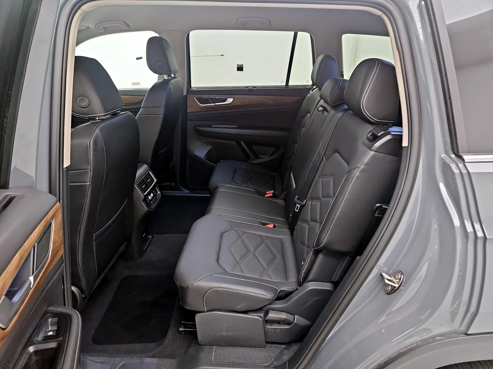 Thumbnail: 2025 Volkswagen Atlas - 19