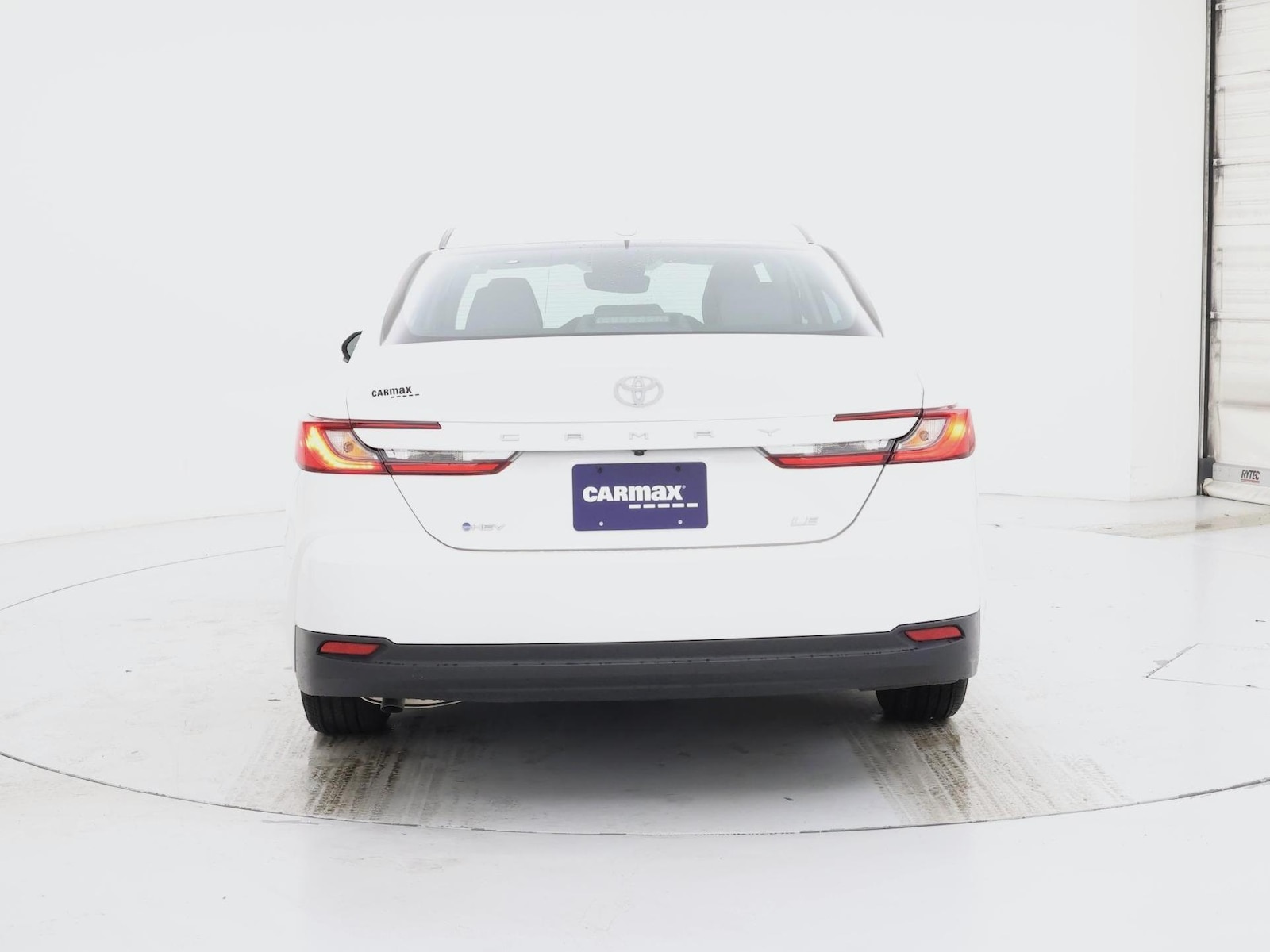 2025 Toyota Camry LE - Photo 7