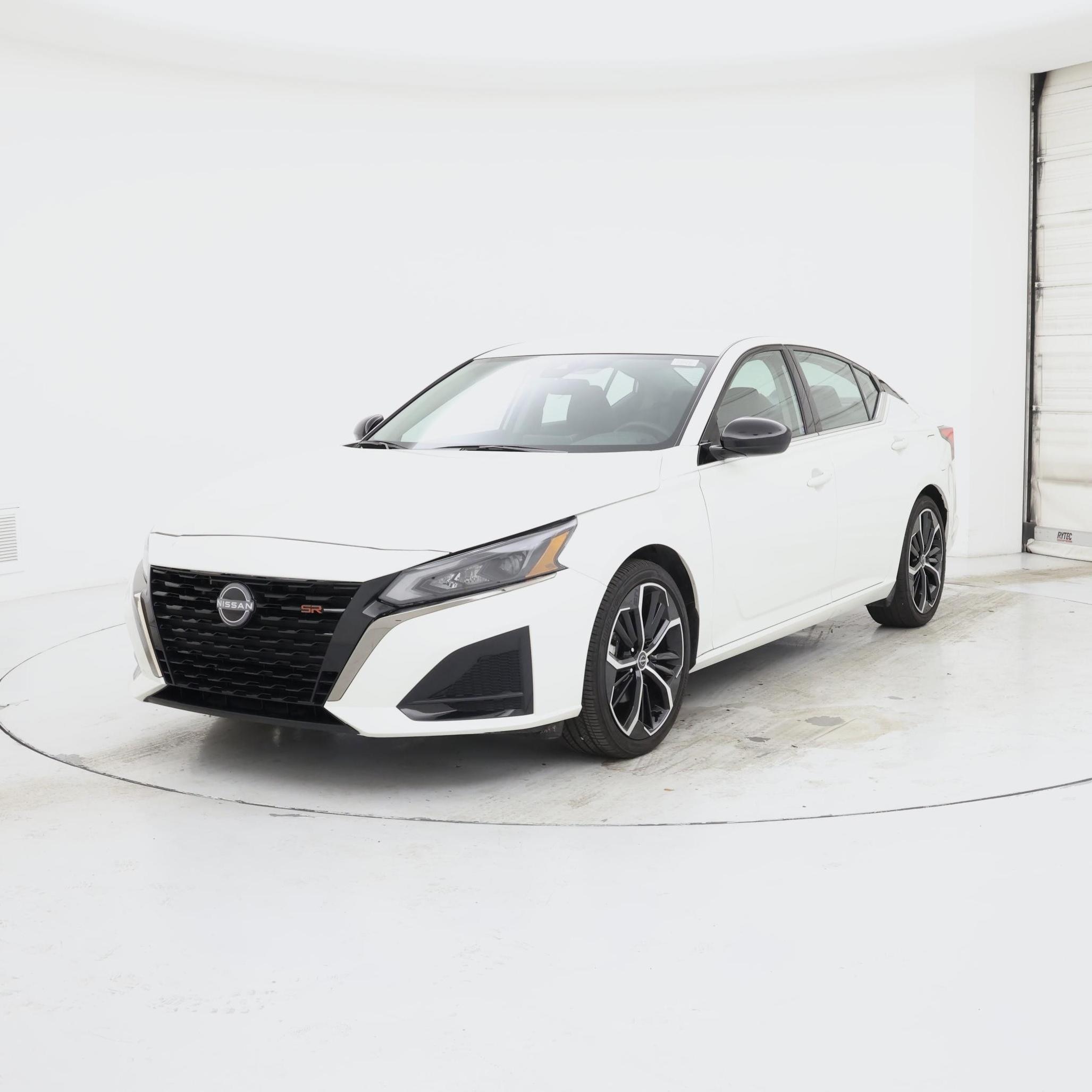 Thumbnail: 2025 Nissan Altima - 4
