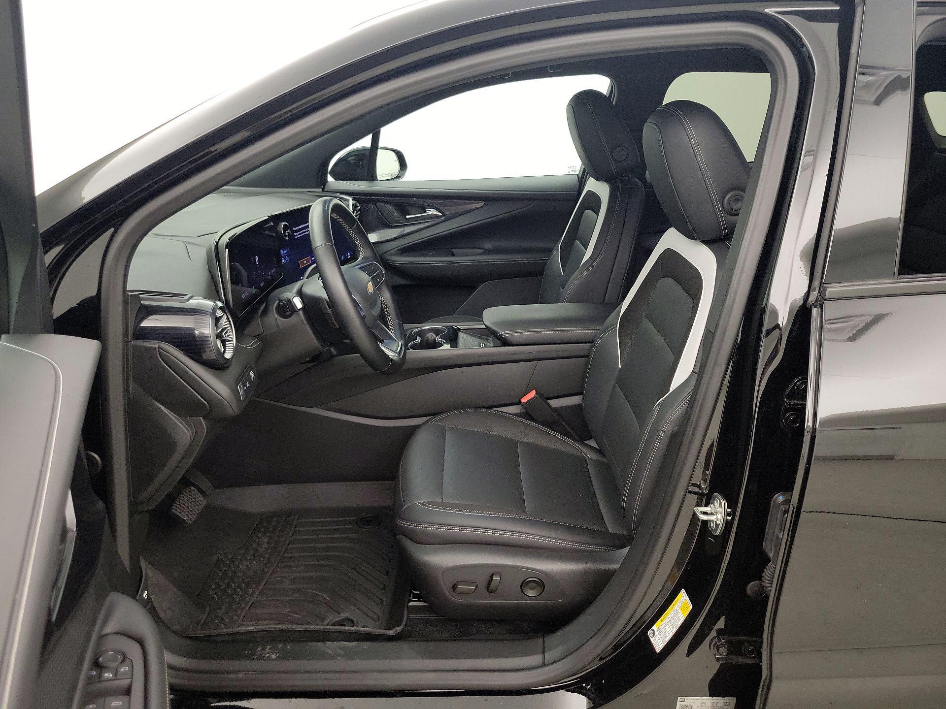 Thumbnail: 2024 Chevrolet Blazer EV - 11