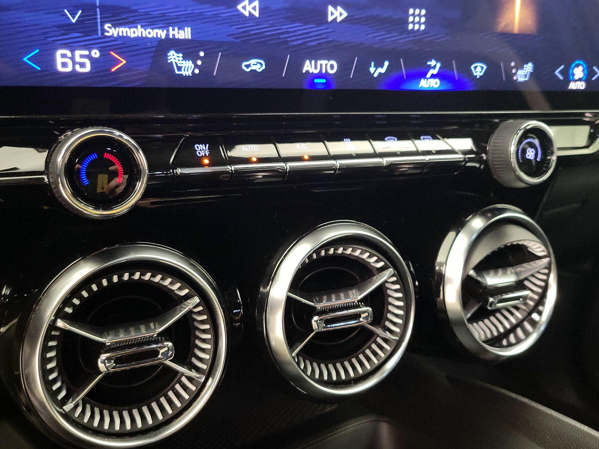 Thumbnail: 2024 Chevrolet Blazer EV - 17