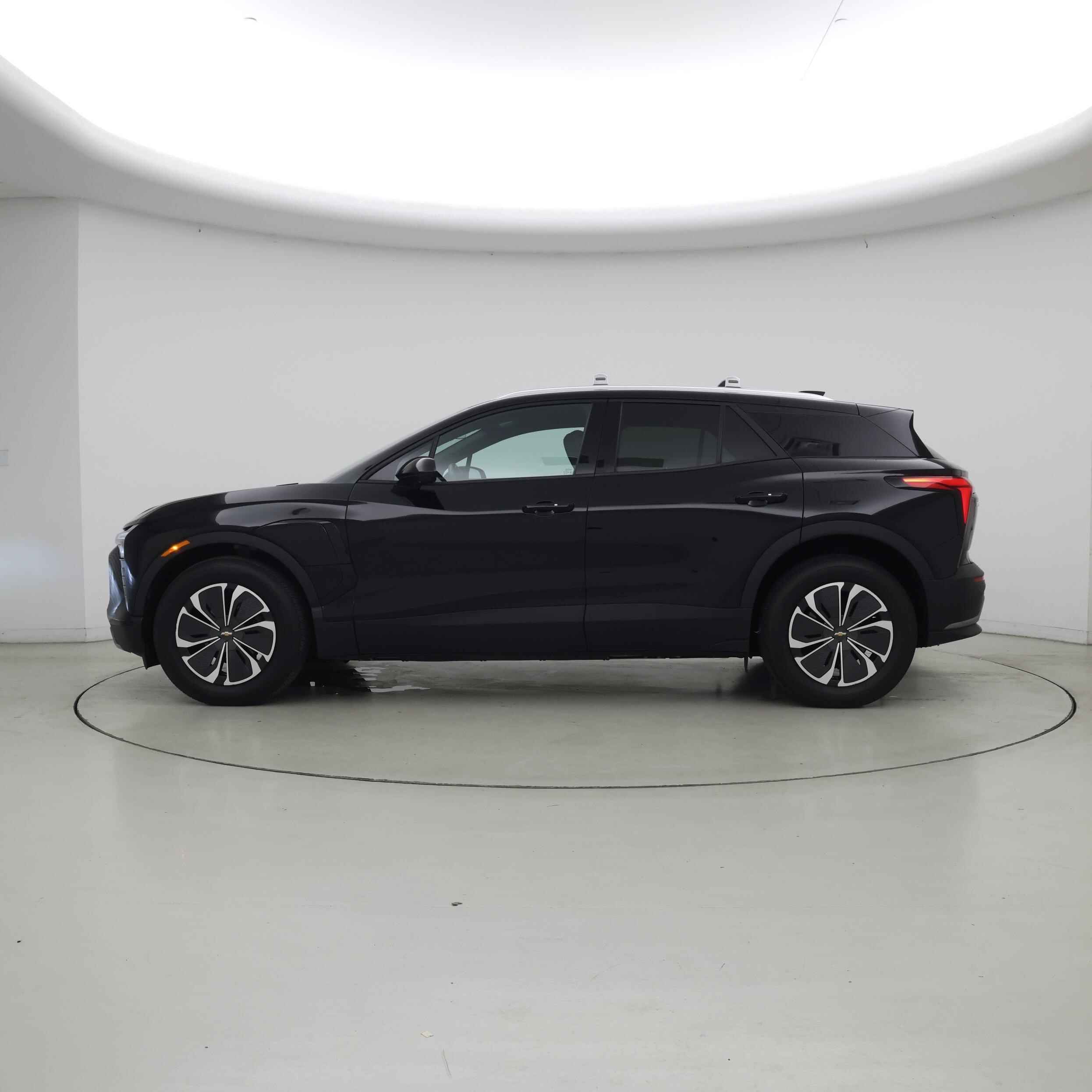 Thumbnail: 2024 Chevrolet Blazer EV - 3