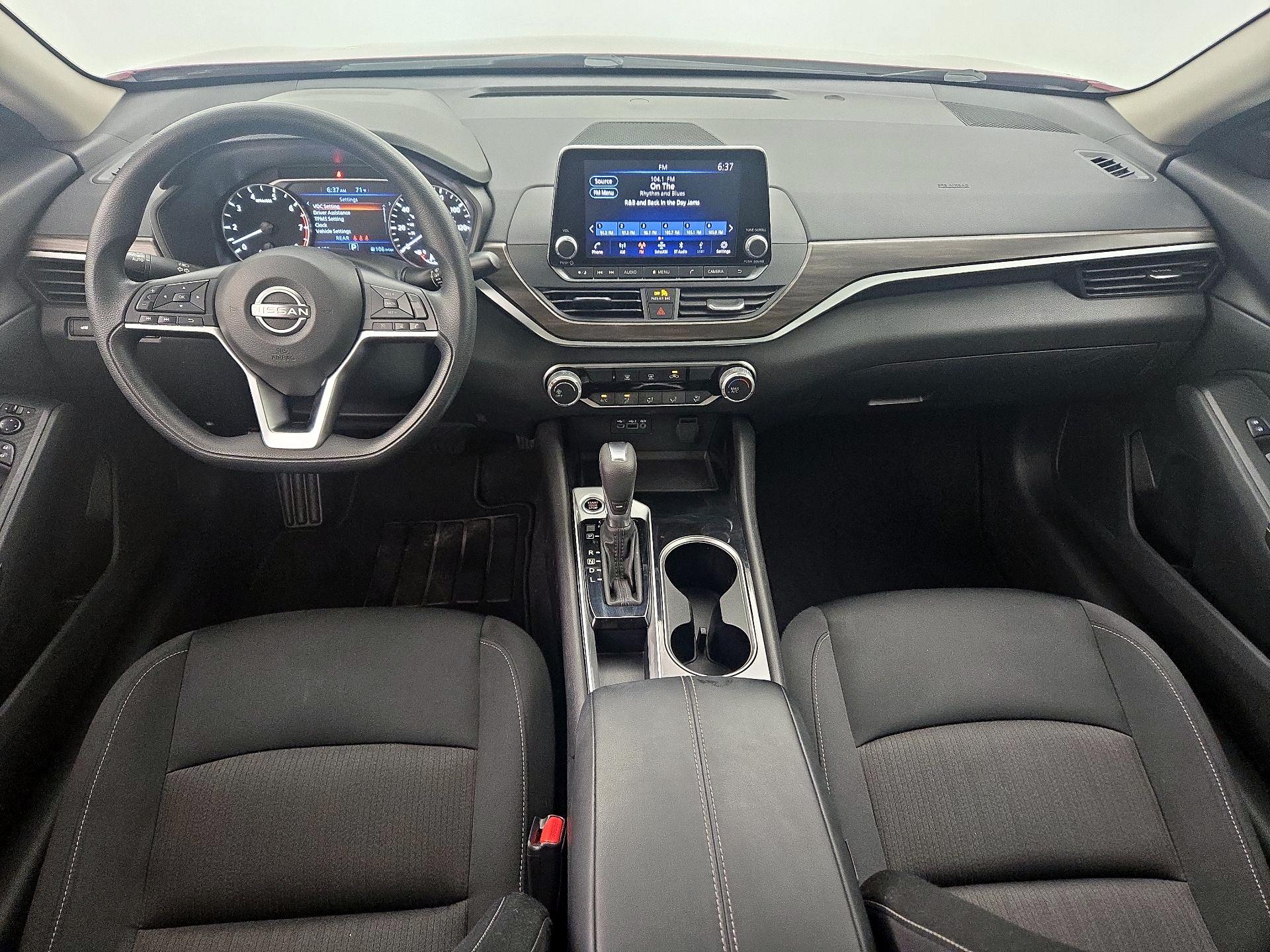 Thumbnail: 2024 Nissan Altima - 9