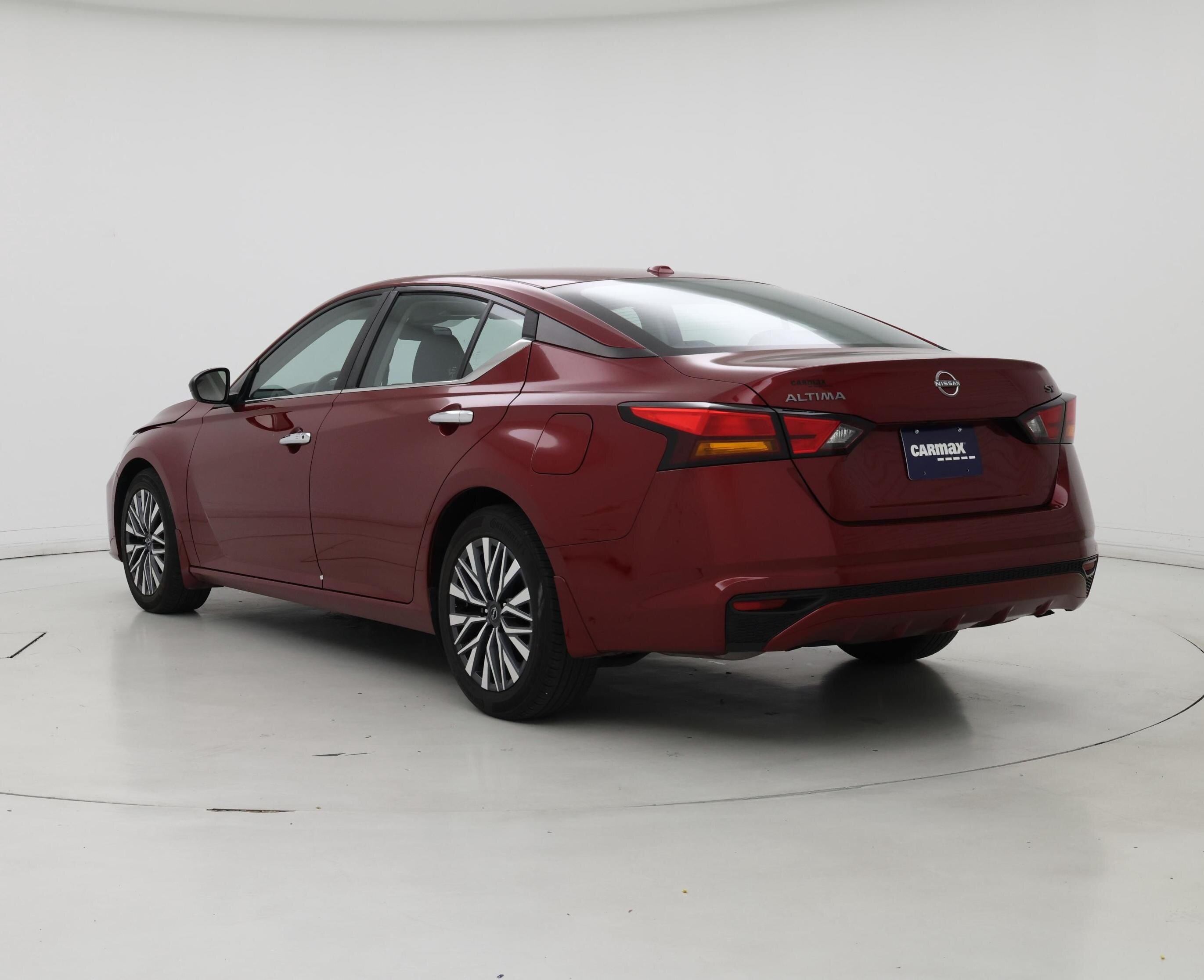 Thumbnail: 2024 Nissan Altima - 2