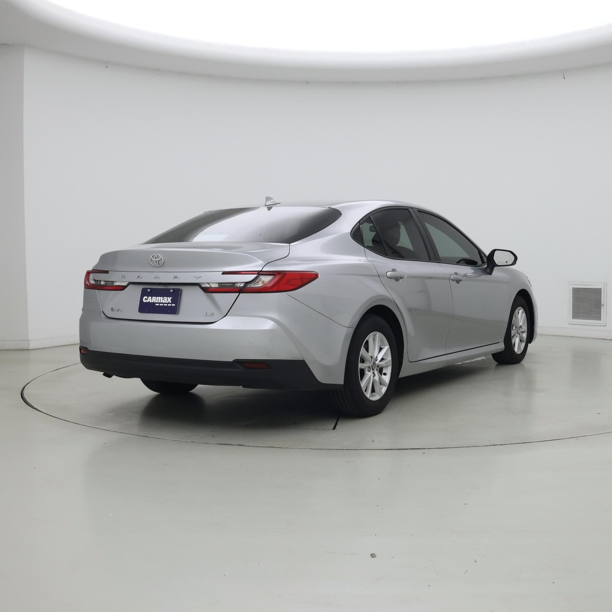 Thumbnail: 2025 Toyota Camry - 8