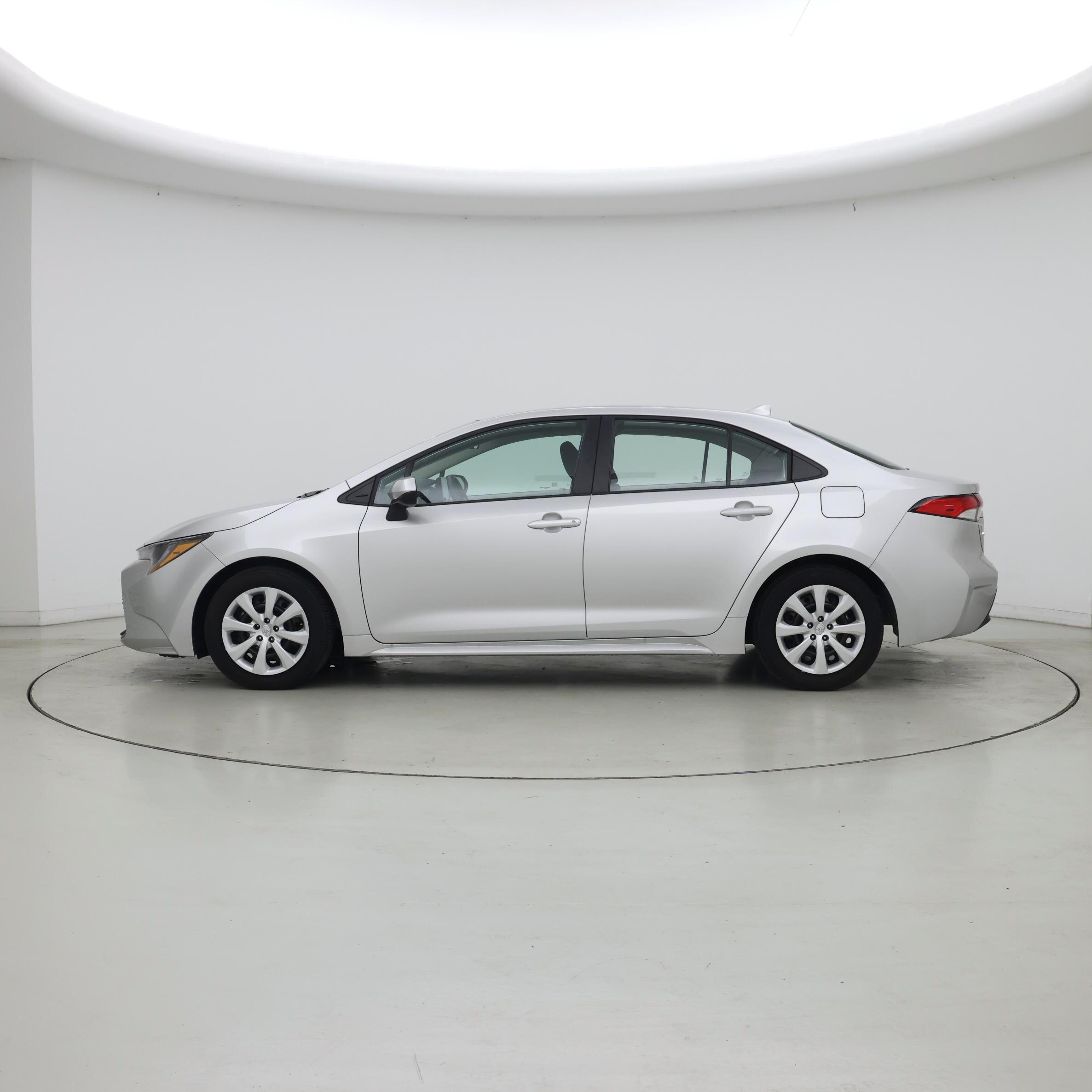 Thumbnail: 2025 Toyota Corolla - 3