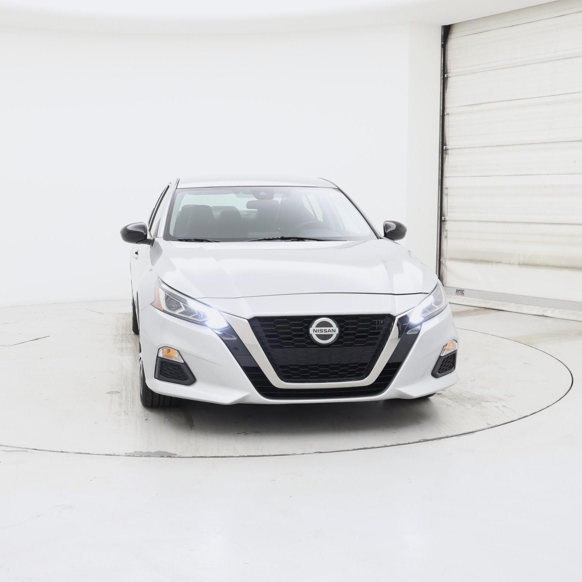 Thumbnail: 2022 Nissan Altima - 5