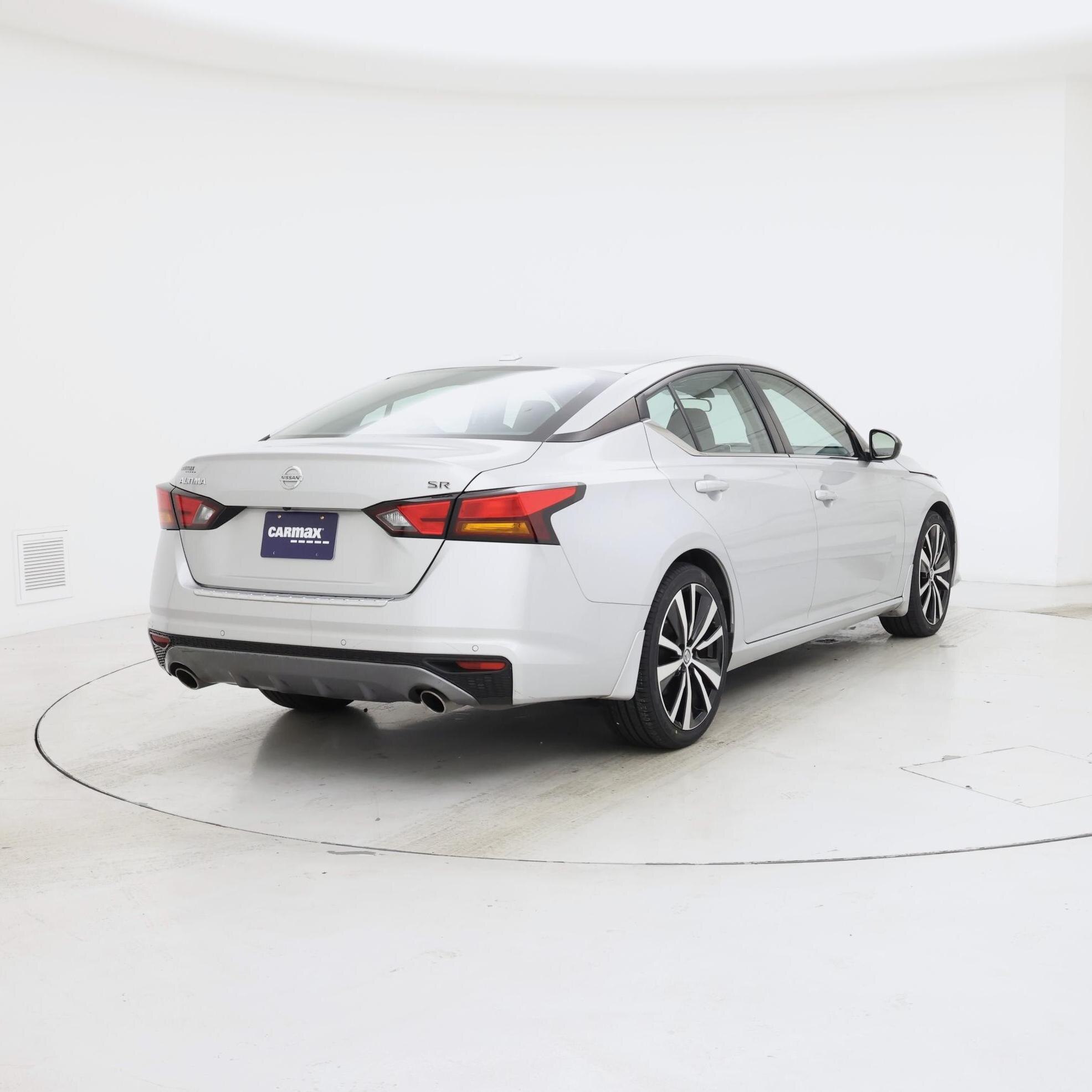 Thumbnail: 2022 Nissan Altima - 8