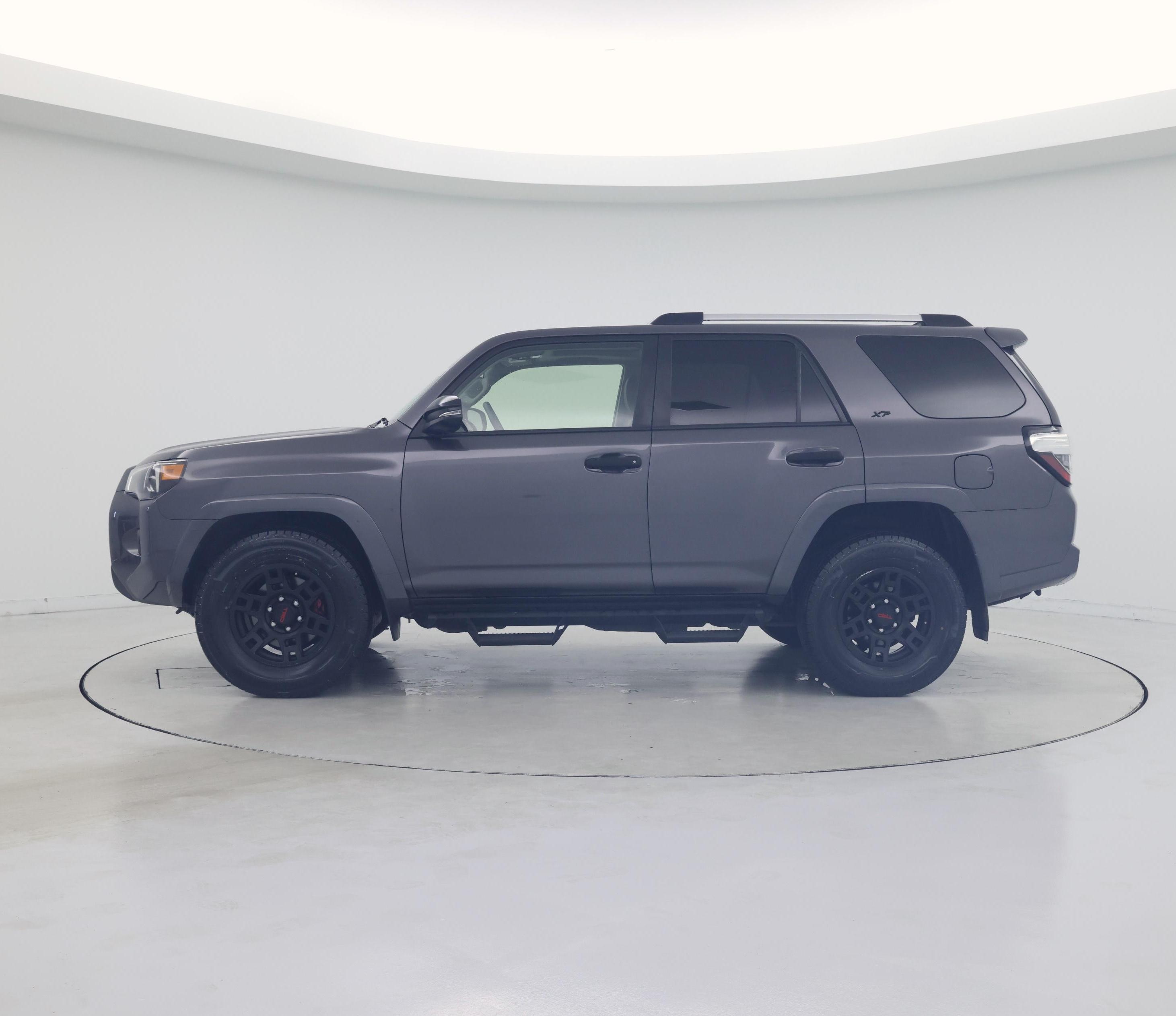 Thumbnail: 2021 Toyota 4Runner - 3
