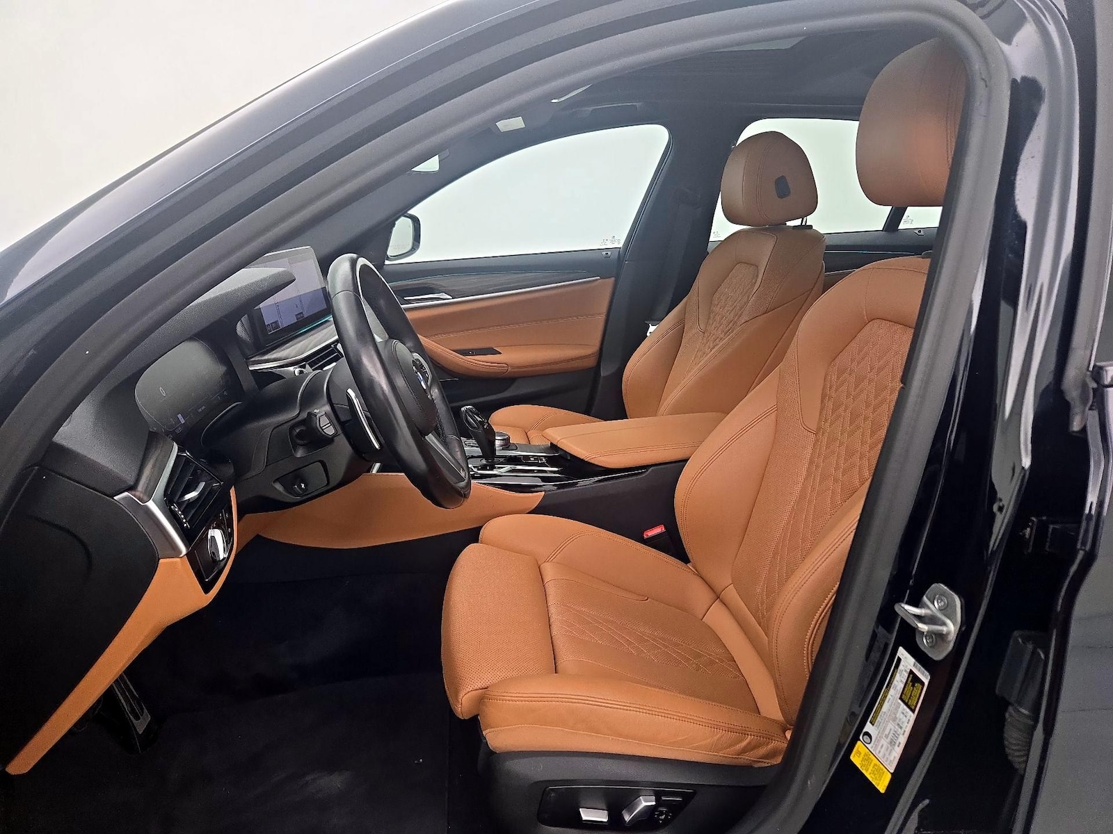 2022 BMW 5 Series 530i - Photo 12