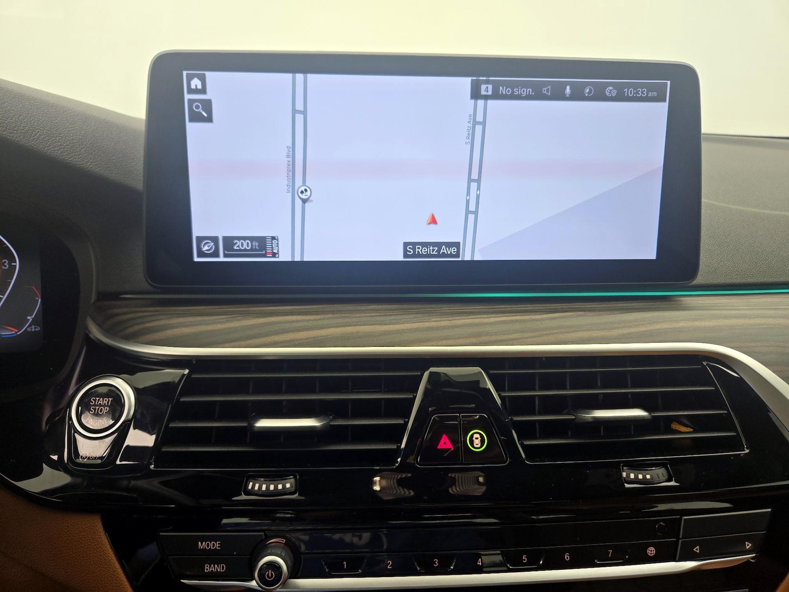 2022 BMW 5 Series 530i - Photo 15