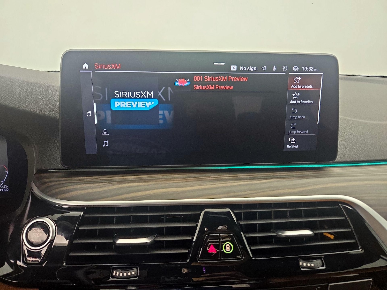 2022 BMW 5 Series 530i - Photo 17