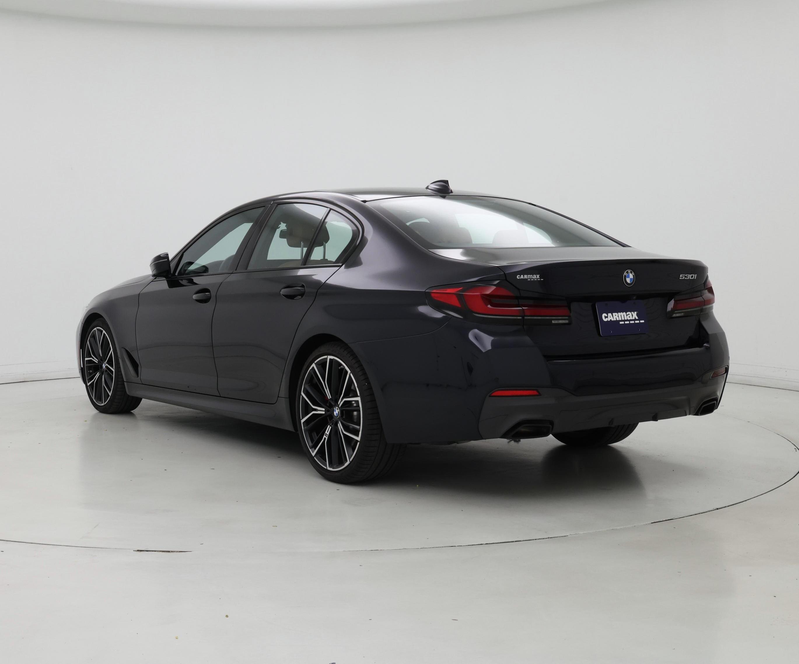 Thumbnail: 2022 BMW 5 Series - 2