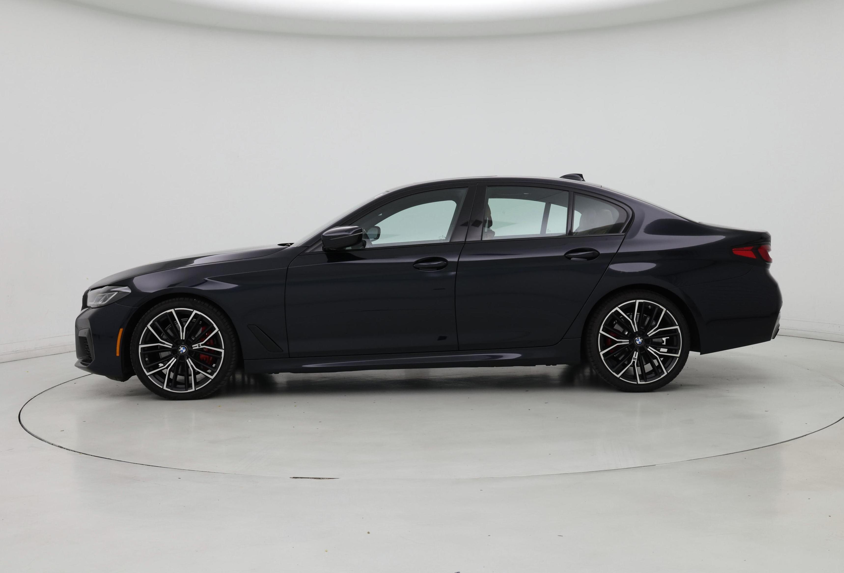 Thumbnail: 2022 BMW 5 Series - 3