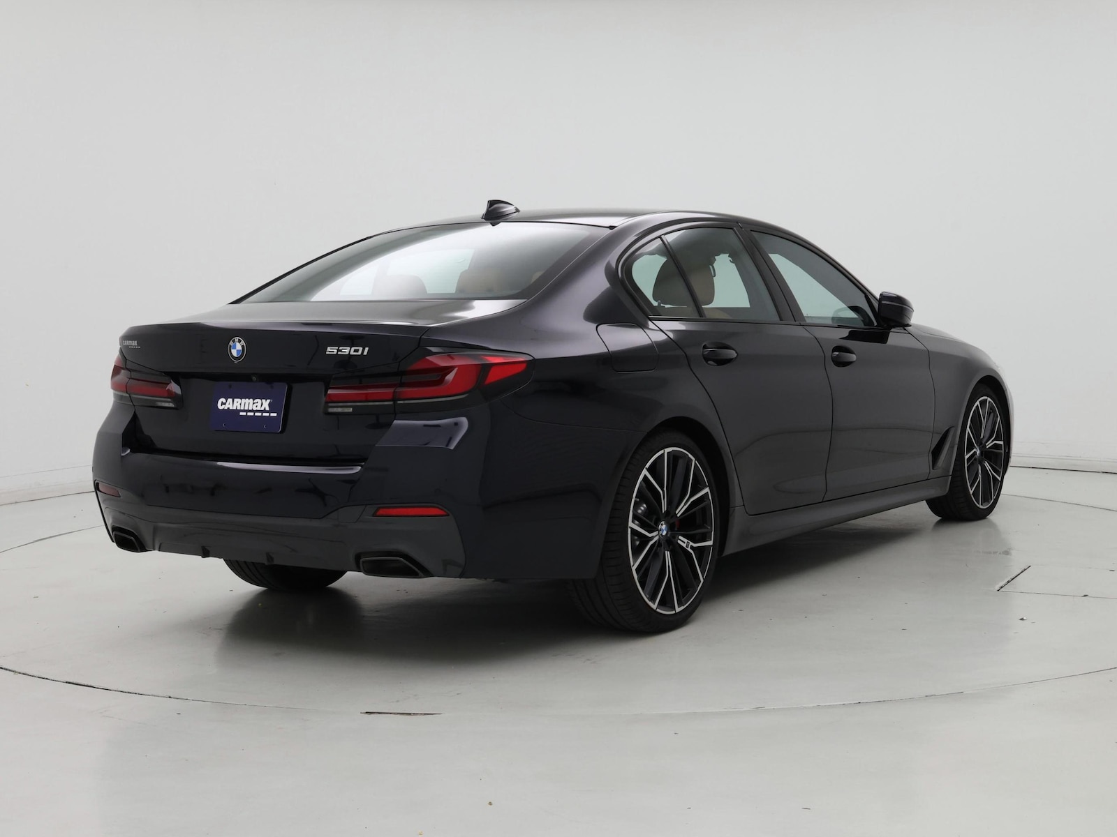 2022 BMW 5 Series 530i - Photo 9