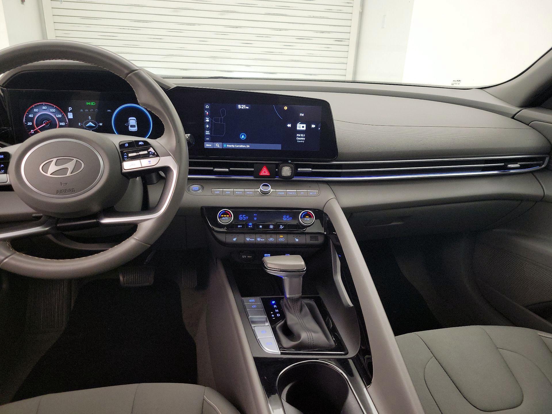 Thumbnail: 2025 Hyundai Elantra - 9