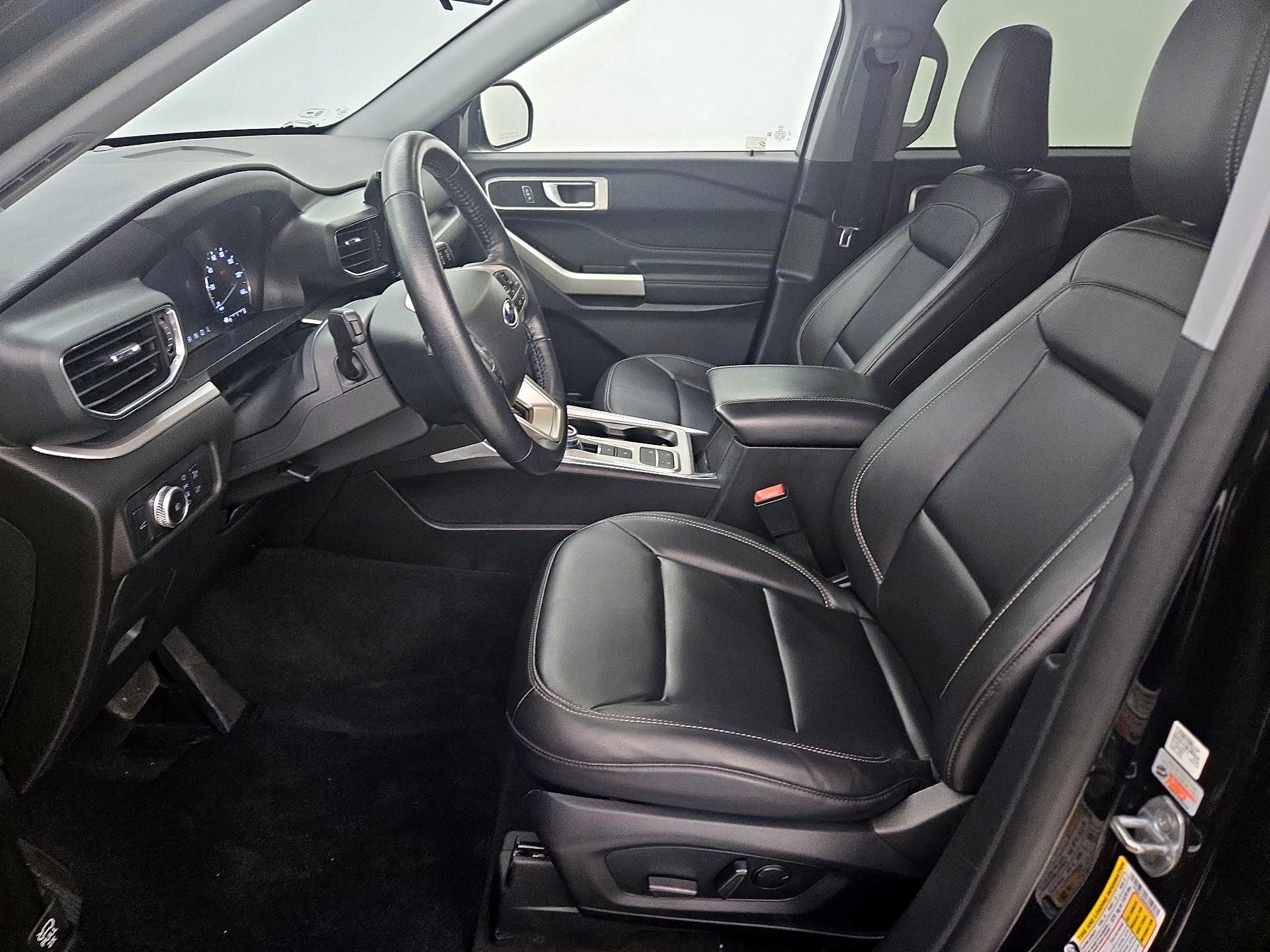 Thumbnail: 2022 Ford Explorer - 11