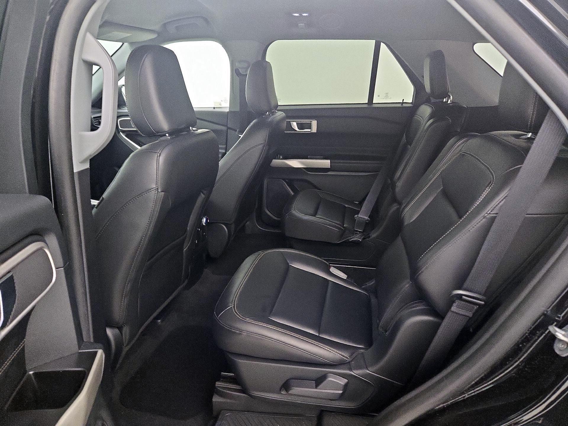 Thumbnail: 2022 Ford Explorer - 19