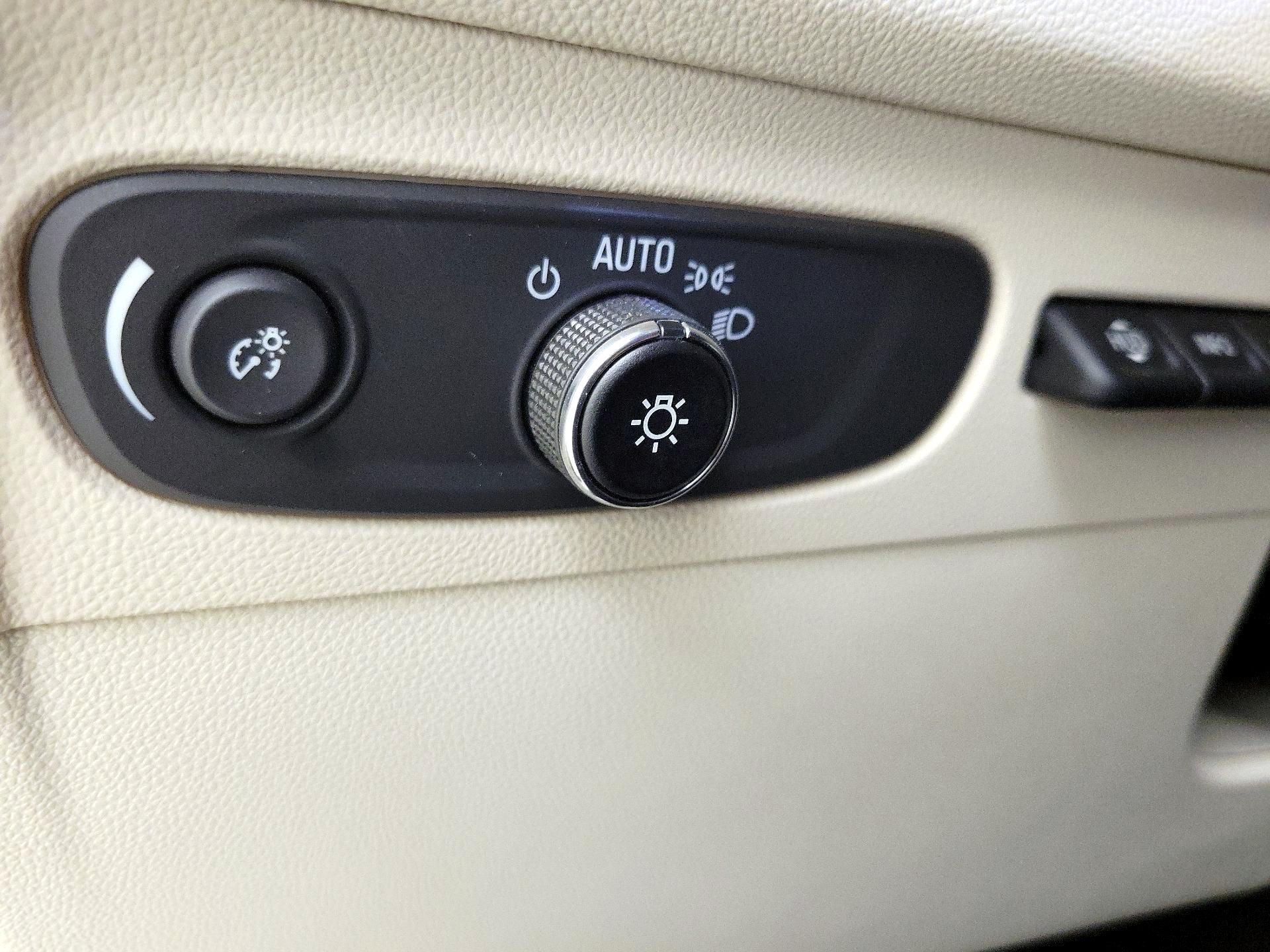 Thumbnail: 2023 Buick Envision - 13