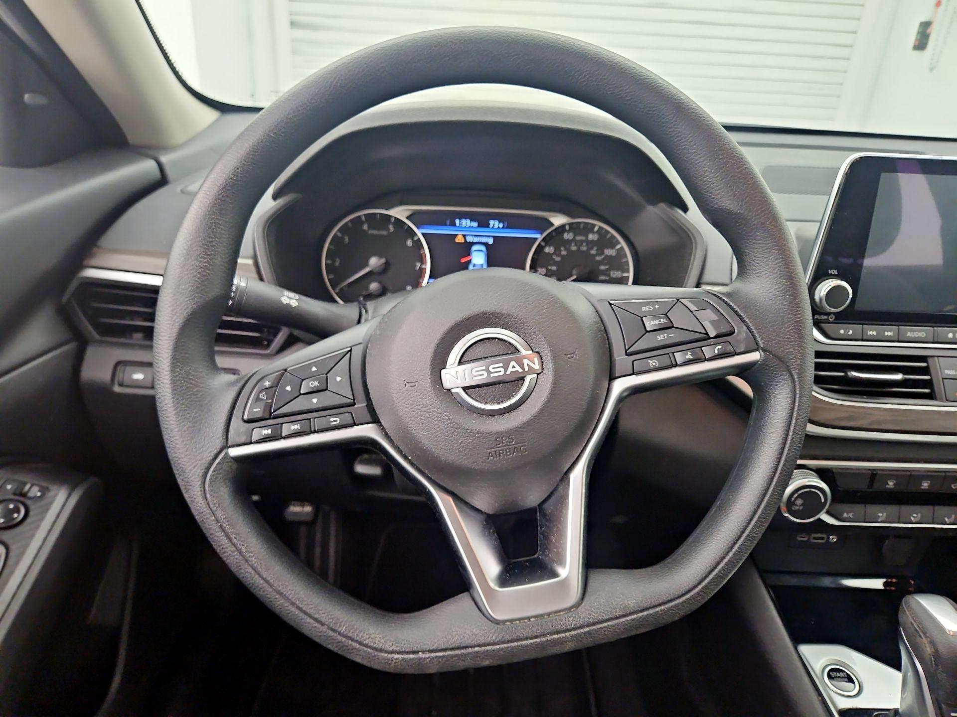 Thumbnail: 2024 Nissan Altima - 10