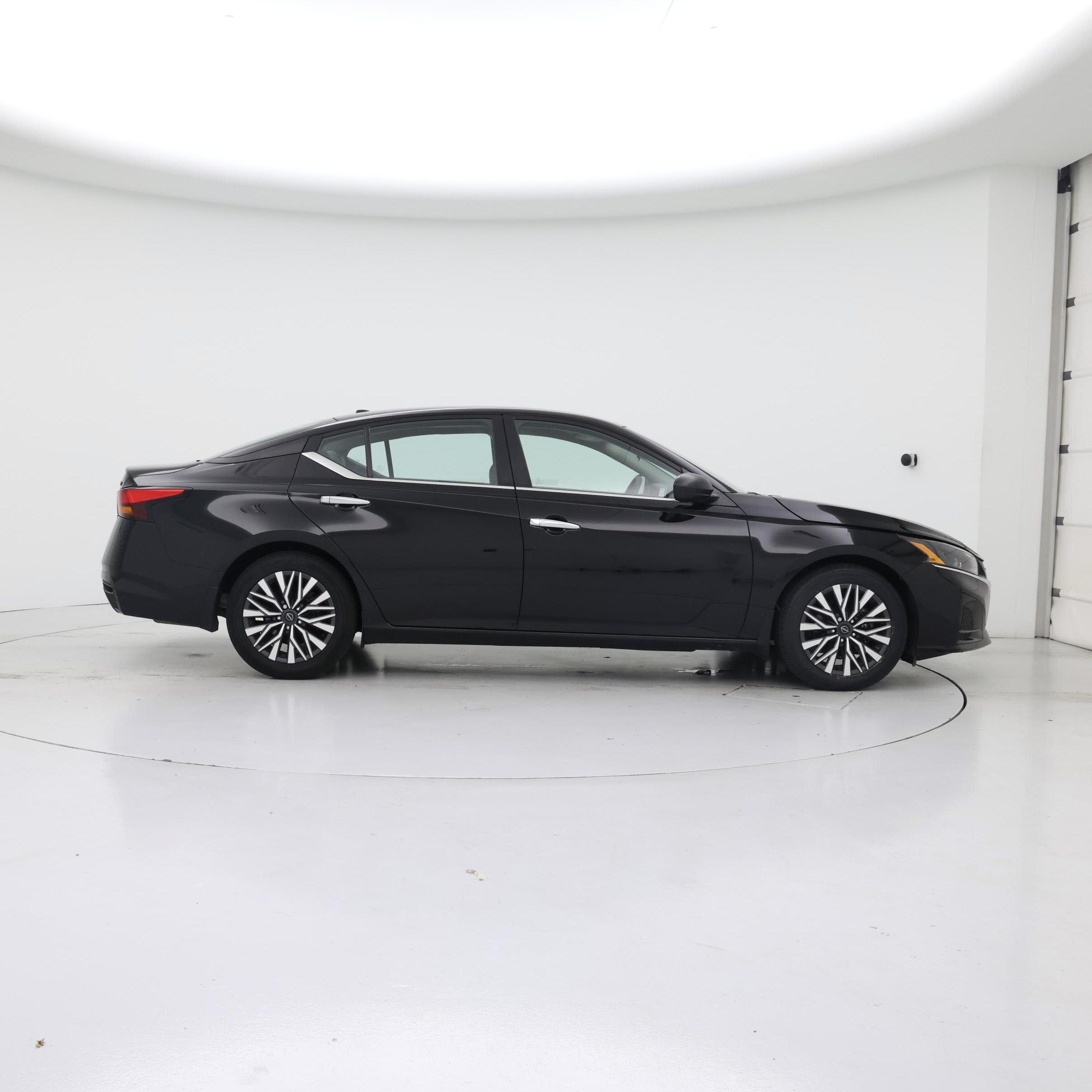 Thumbnail: 2024 Nissan Altima - 7