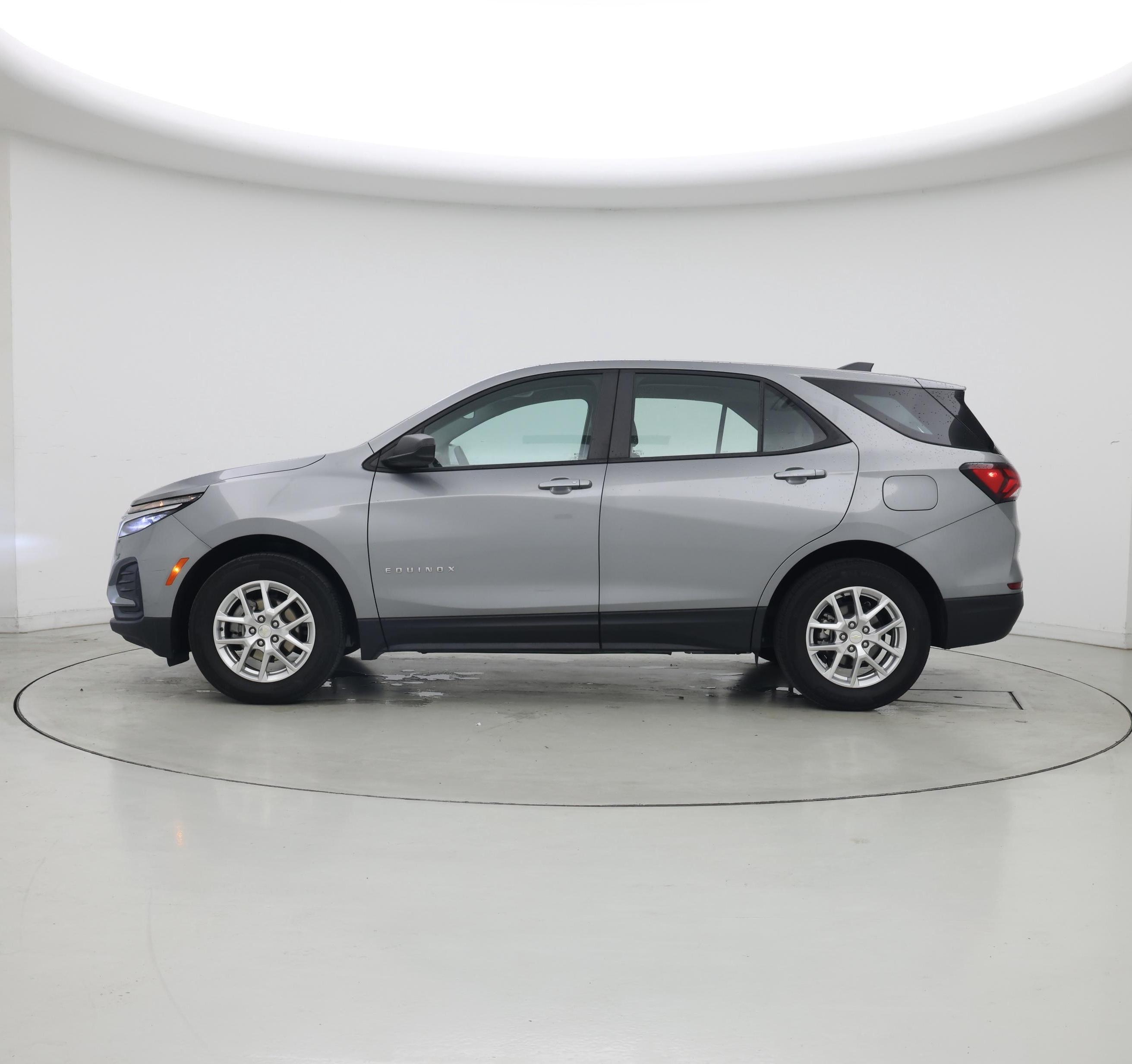 Thumbnail: 2024 Chevrolet Equinox - 3