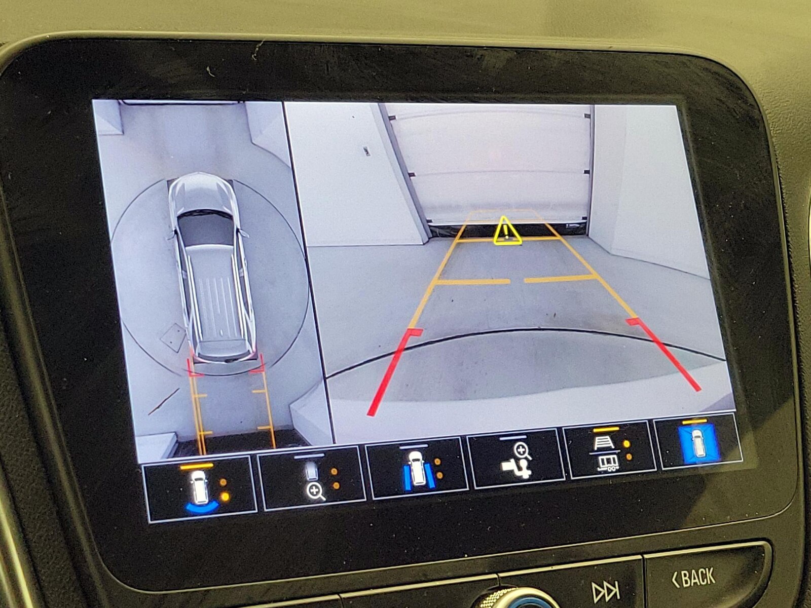 2024 Chevrolet Equinox LT - Photo 15
