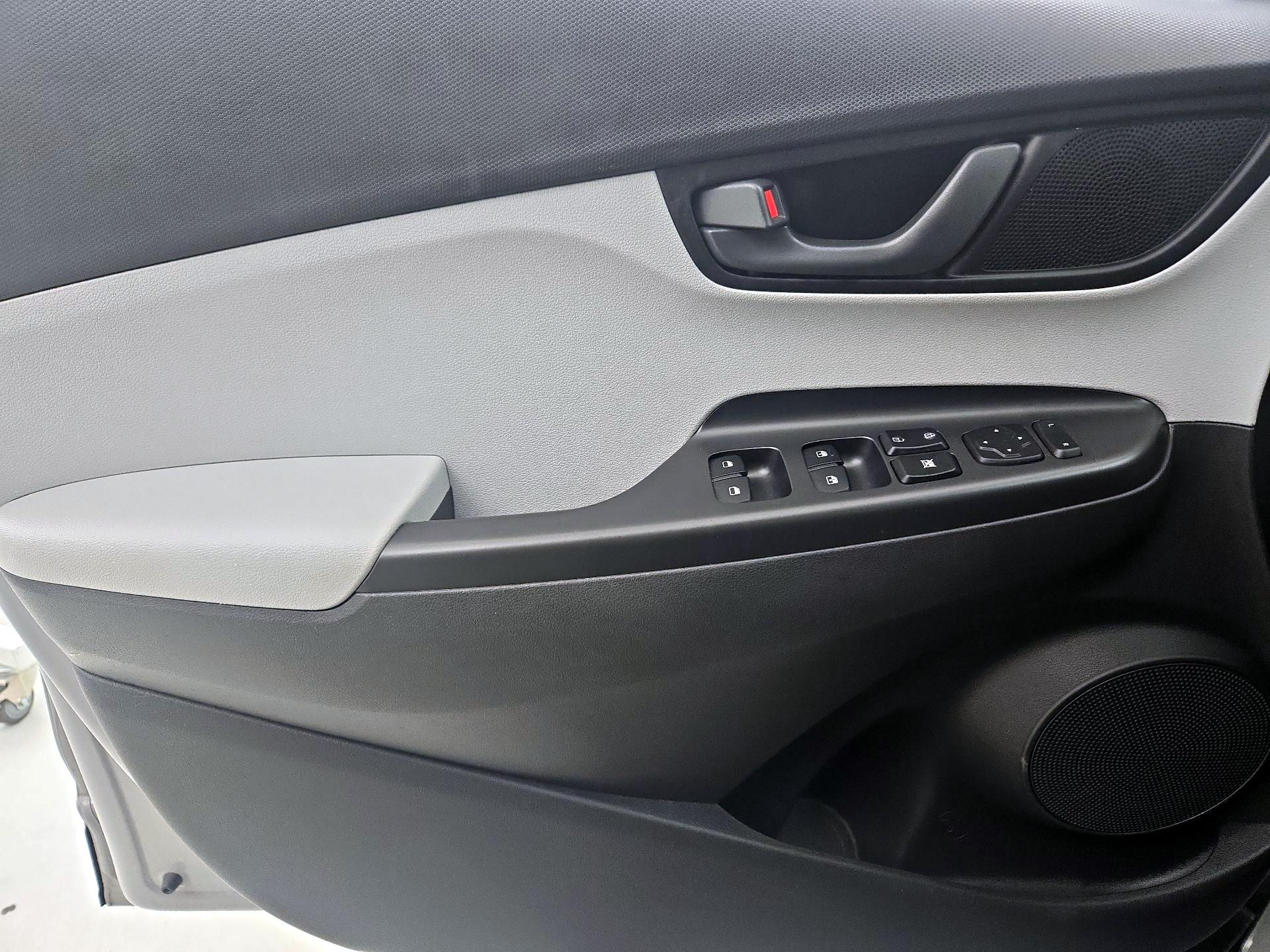 Thumbnail: 2023 Hyundai Kona - 12