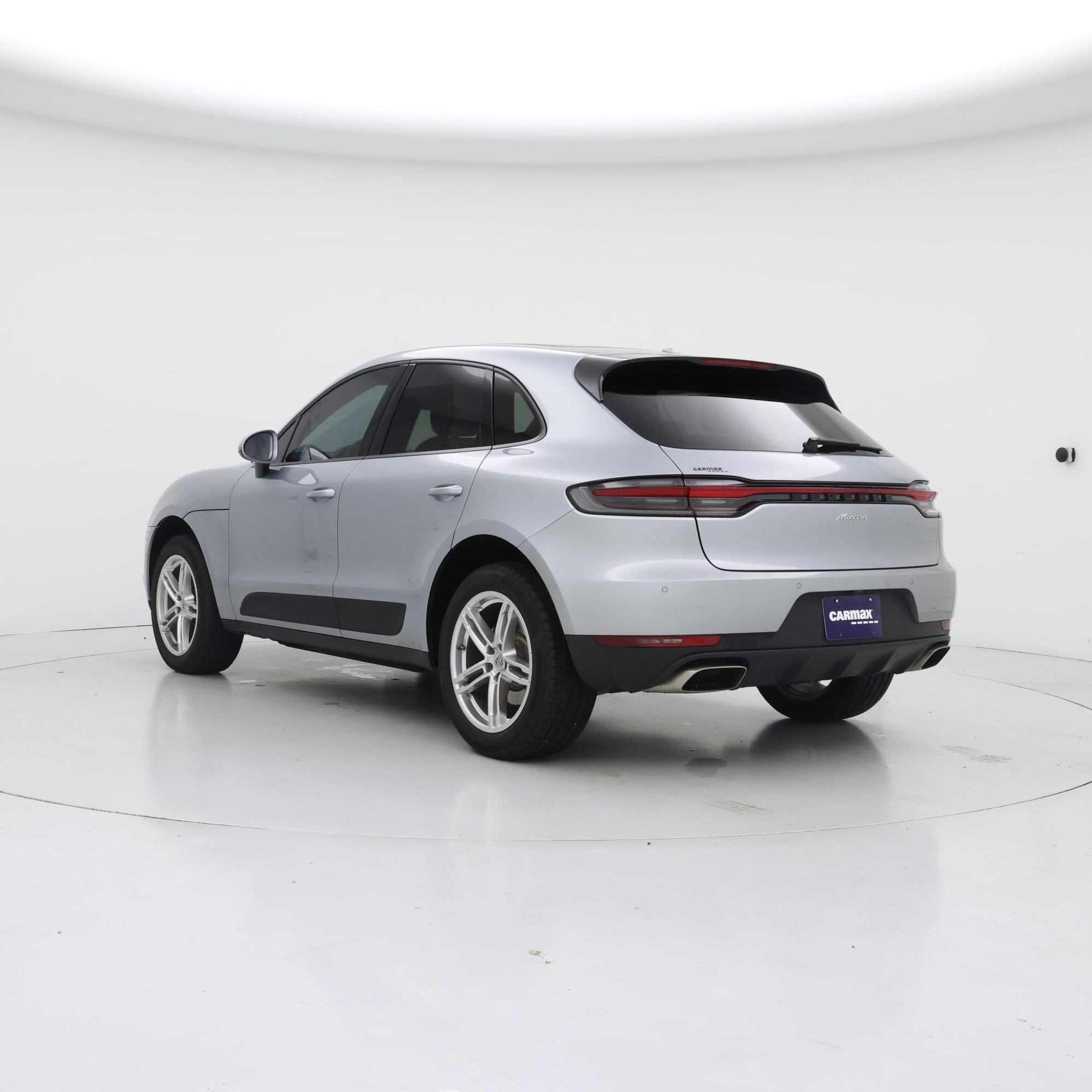 Thumbnail: 2020 Porsche Macan - 2