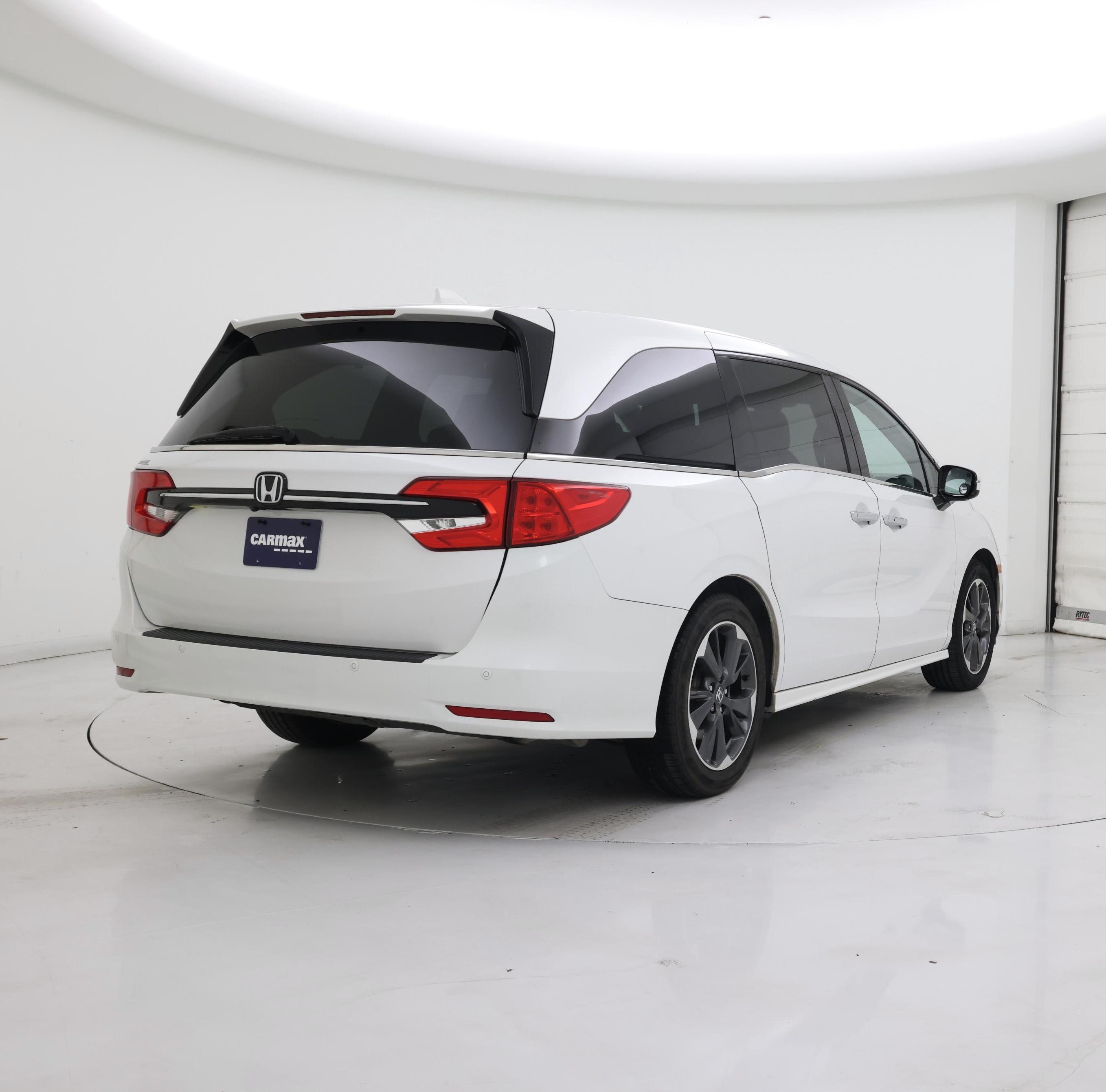 Thumbnail: 2023 Honda Odyssey - 8