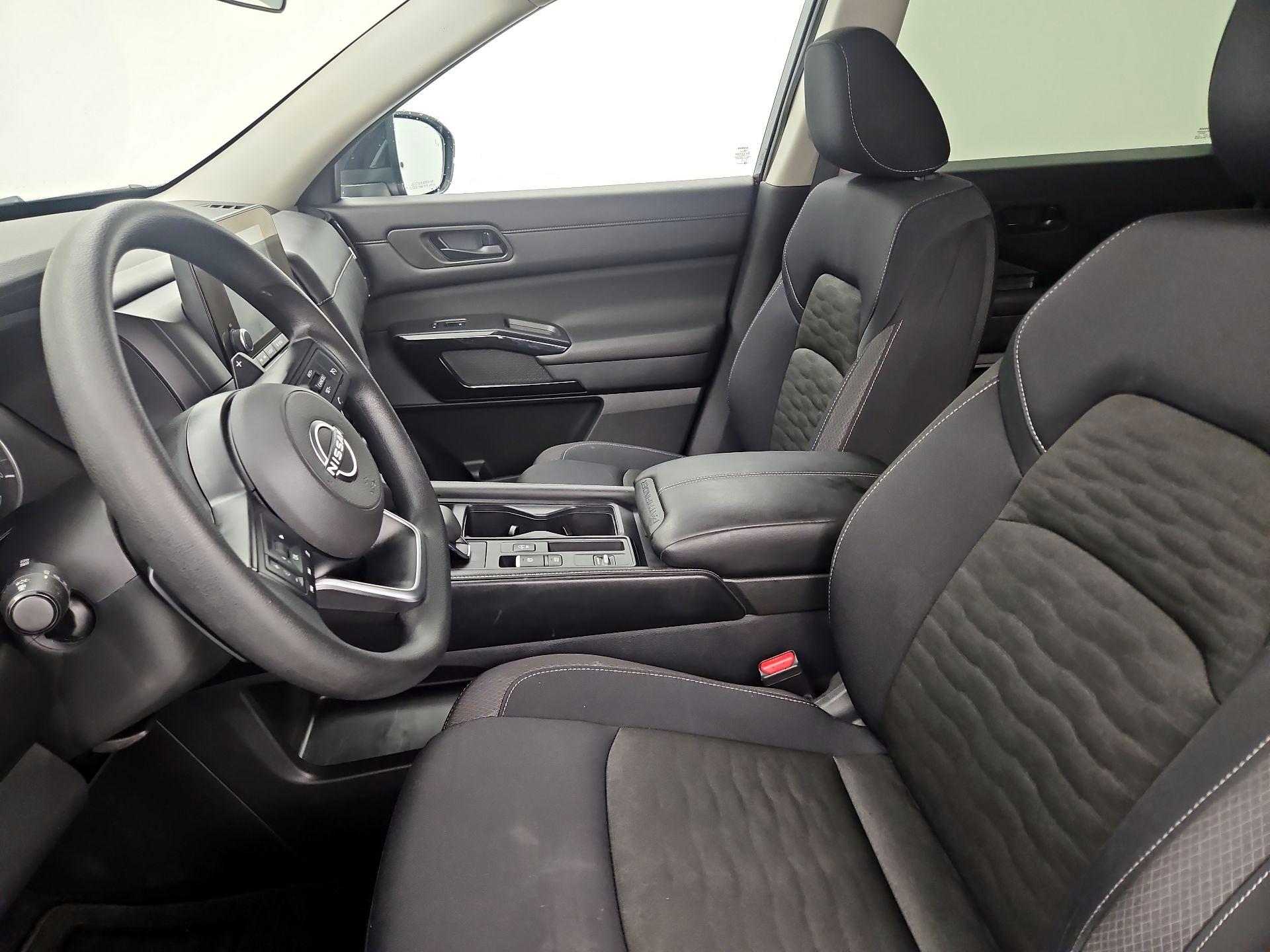 Thumbnail: 2025 Nissan Pathfinder - 11