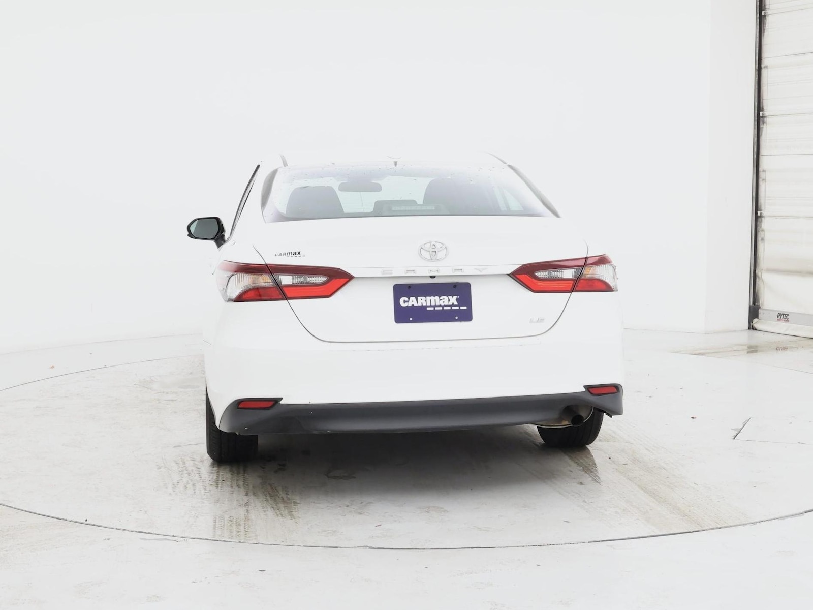 2021 Toyota Camry LE - Photo 7