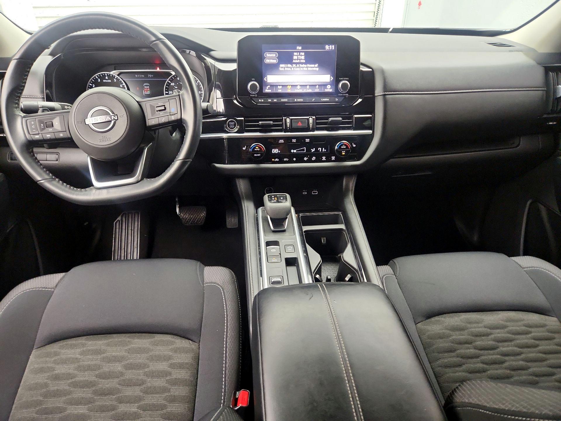 Thumbnail: 2024 Nissan Pathfinder - 9