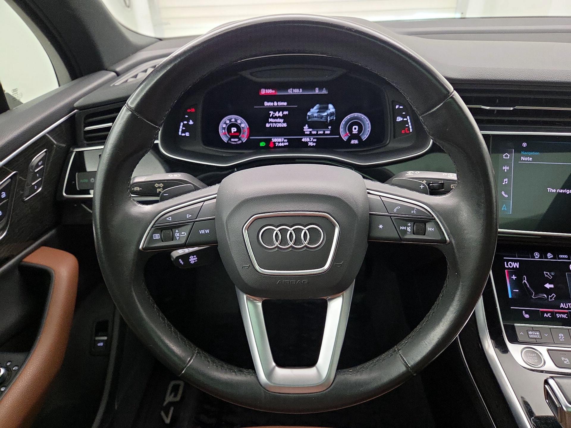 Thumbnail: 2021 Audi Q7 - 10
