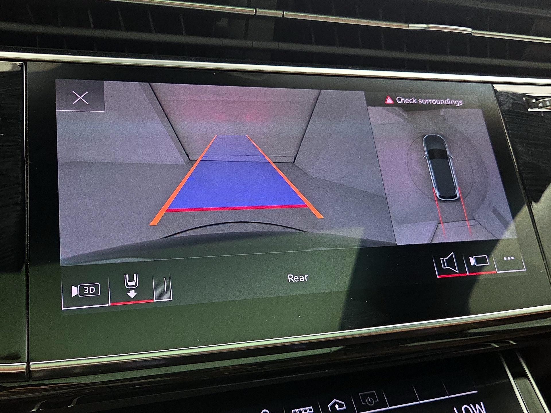 Thumbnail: 2021 Audi Q7 - 14