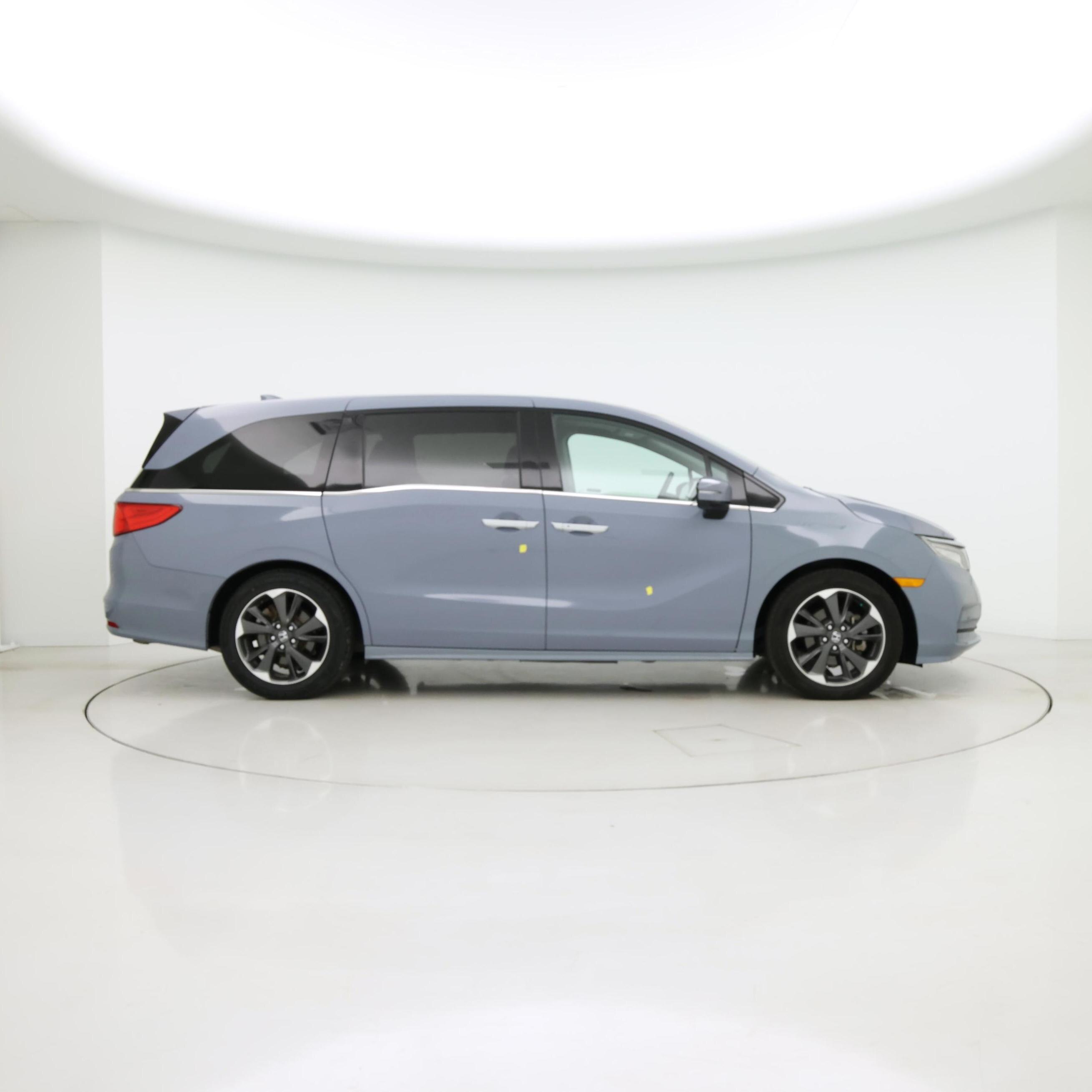 Thumbnail: 2023 Honda Odyssey - 7