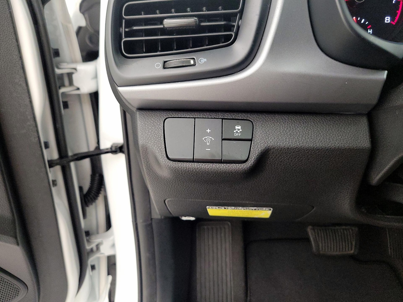 2023 Kia Rio LX - Photo 14
