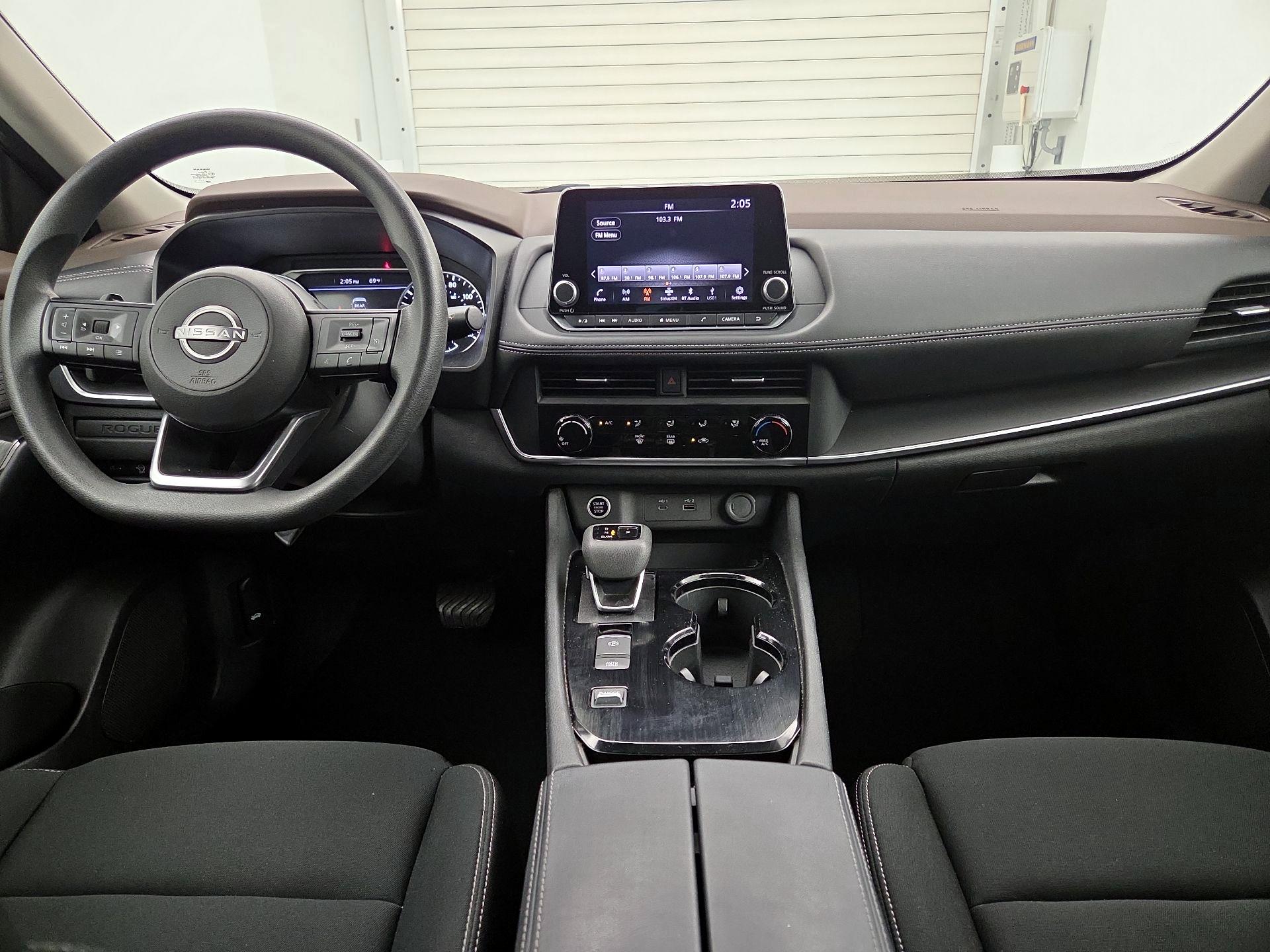 Thumbnail: 2023 Nissan Rogue - 9