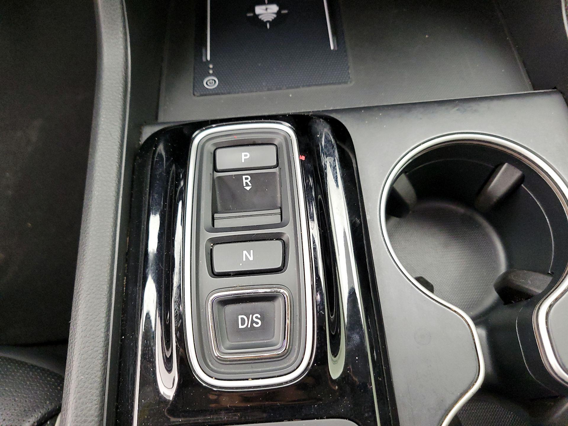 Thumbnail: 2023 Honda Pilot - 17