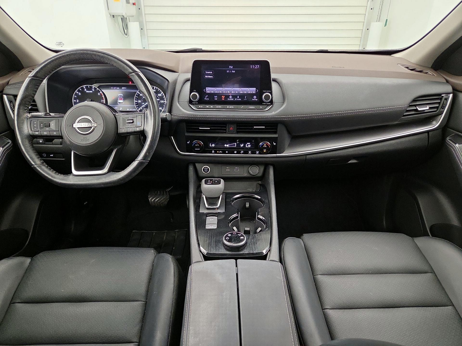Thumbnail: 2023 Nissan Rogue - 9