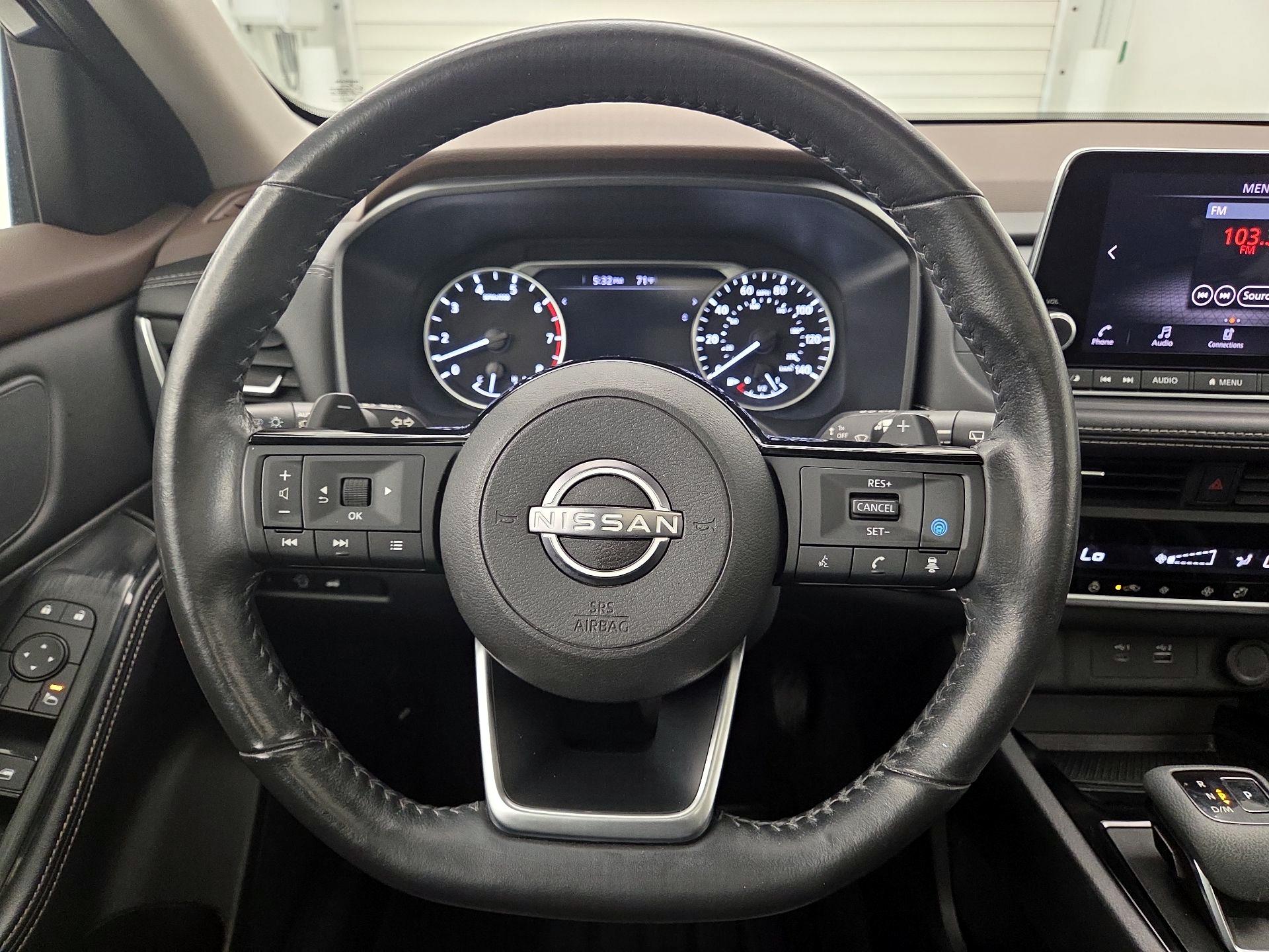 Thumbnail: 2023 Nissan Rogue - 10