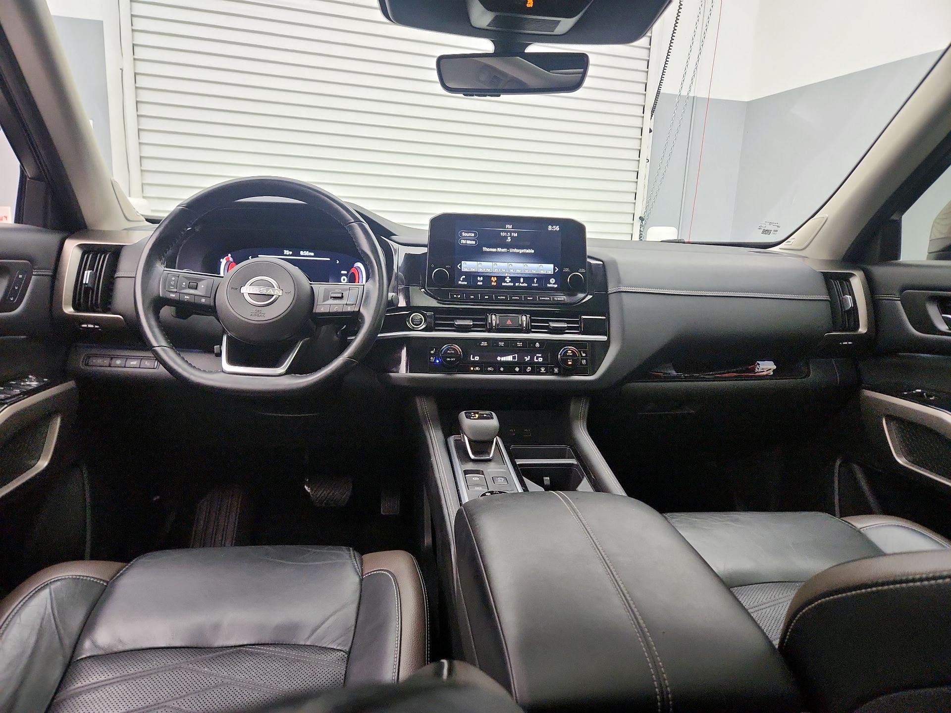 Thumbnail: 2023 Nissan Pathfinder - 9