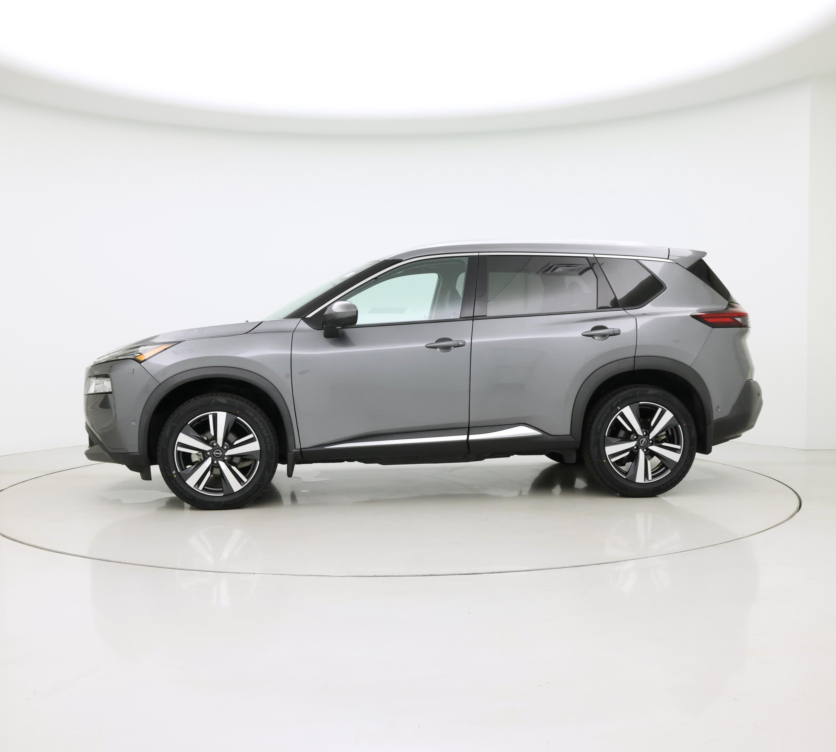 Thumbnail: 2023 Nissan Rogue - 3