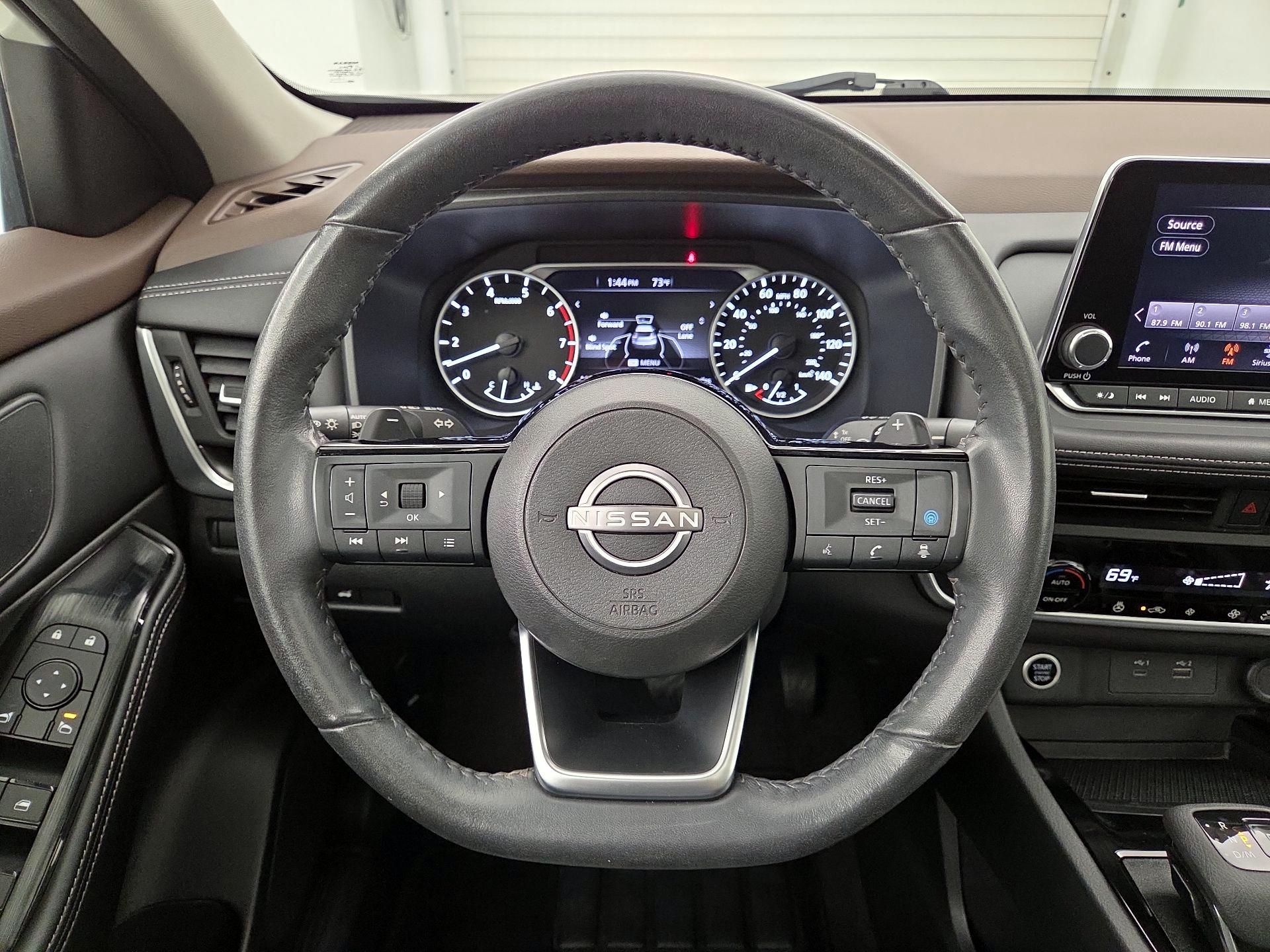 Thumbnail: 2023 Nissan Rogue - 10