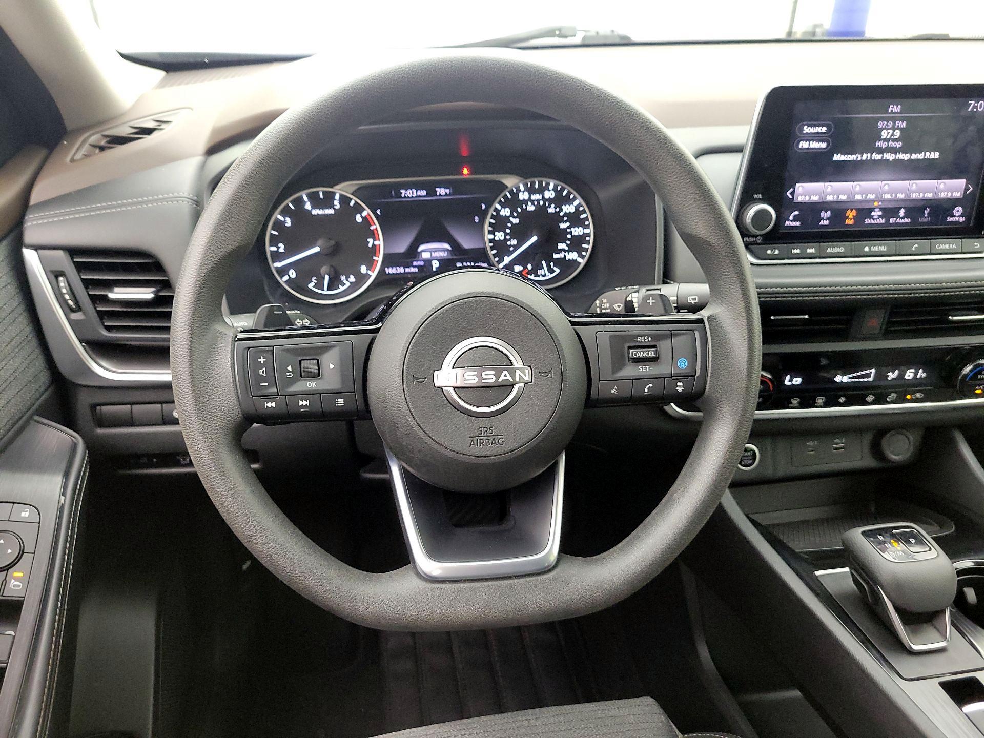 Thumbnail: 2023 Nissan Rogue - 10