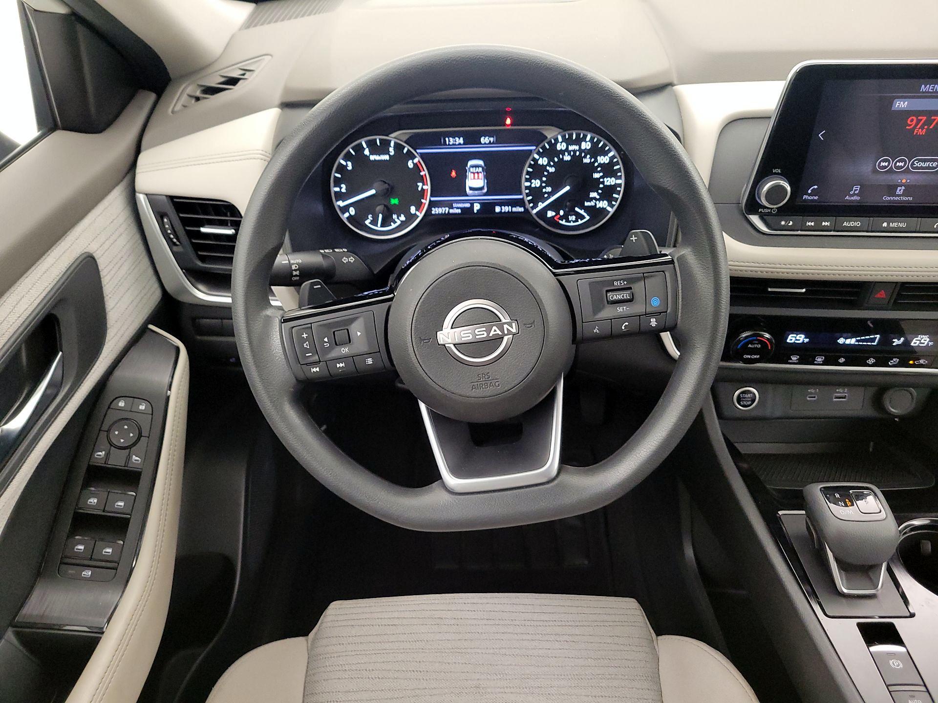 Thumbnail: 2023 Nissan Rogue - 10