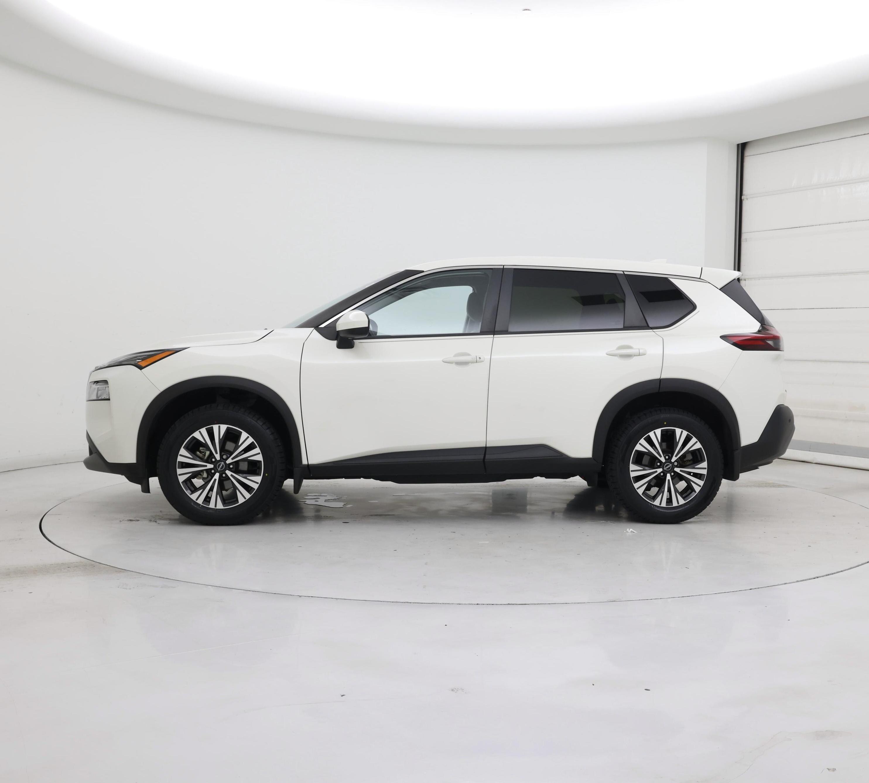 Thumbnail: 2023 Nissan Rogue - 3