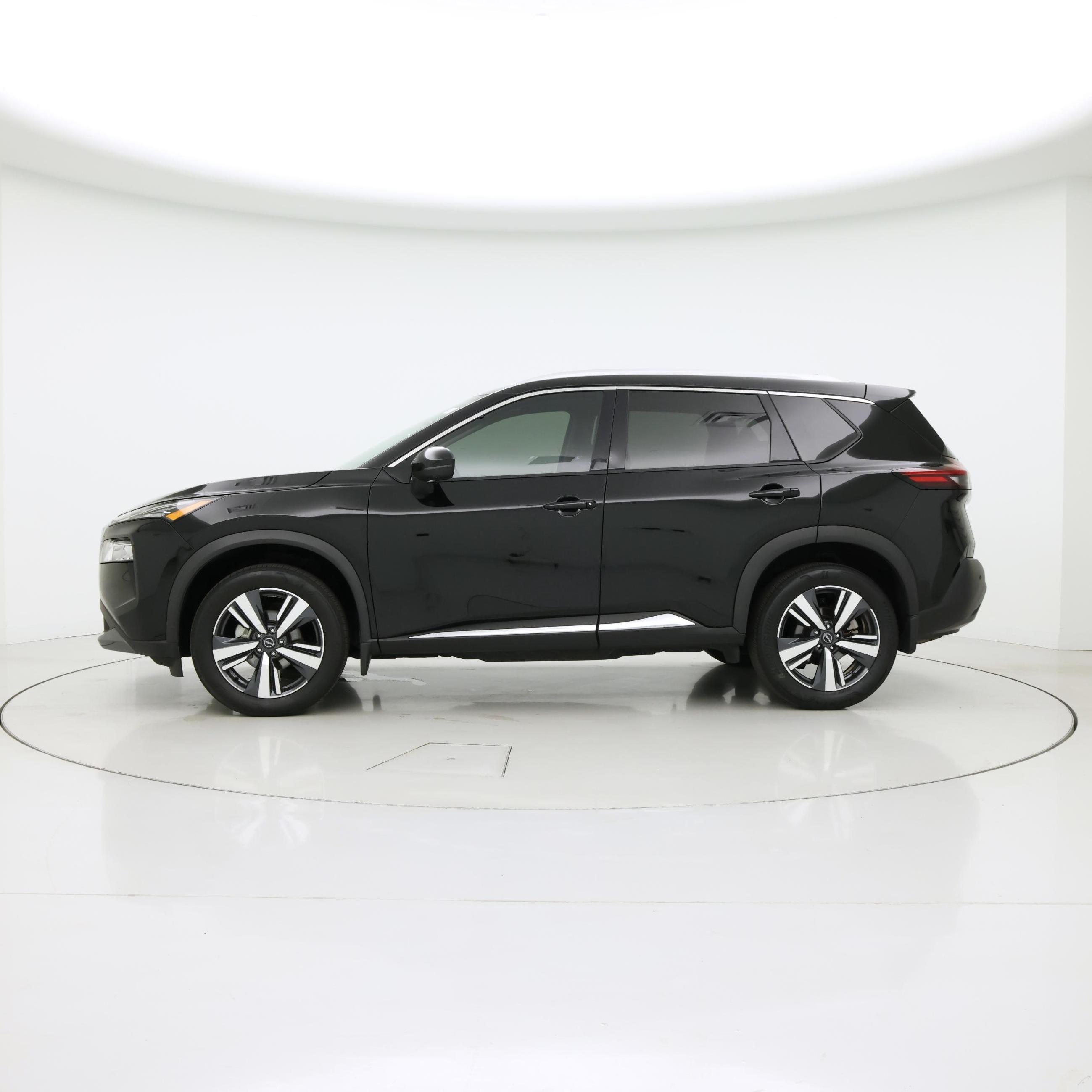 Thumbnail: 2023 Nissan Rogue - 3