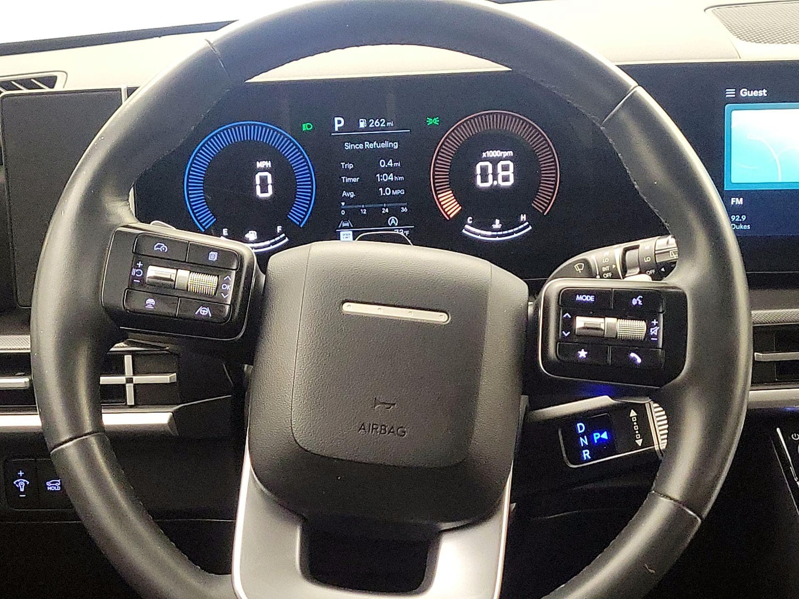 2025 Hyundai Santa Fe SEL - Photo 11