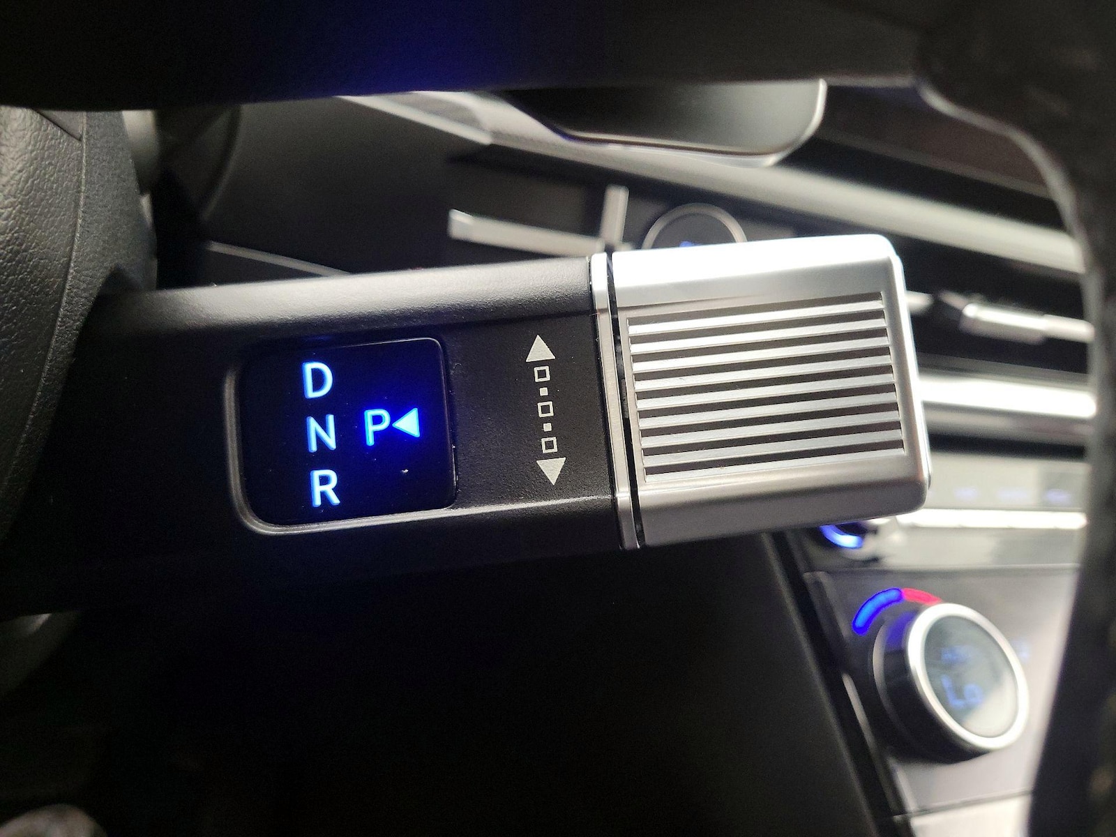 2025 Hyundai Santa Fe SEL - Photo 18